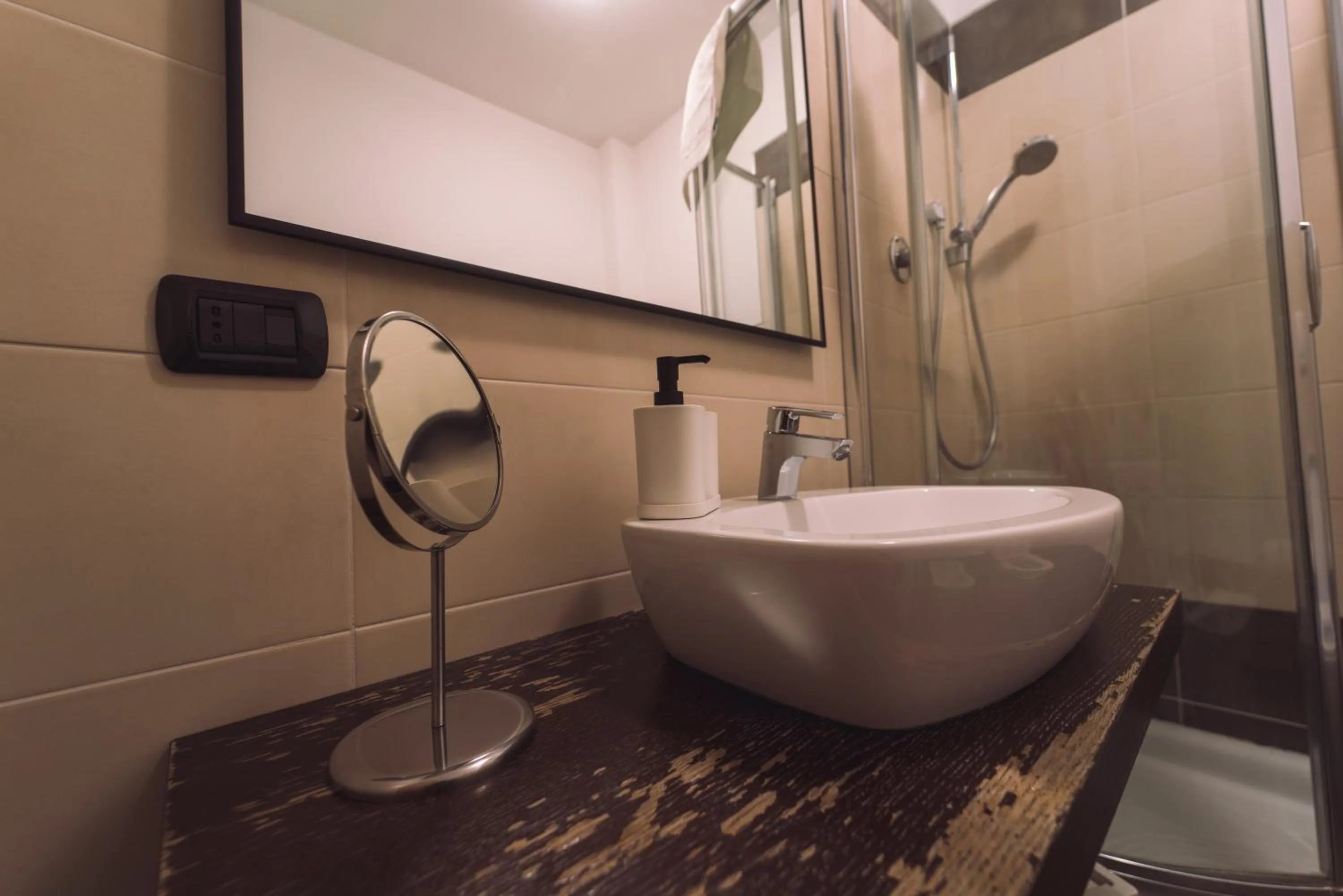 Bathroom in Mole27 - ResArt