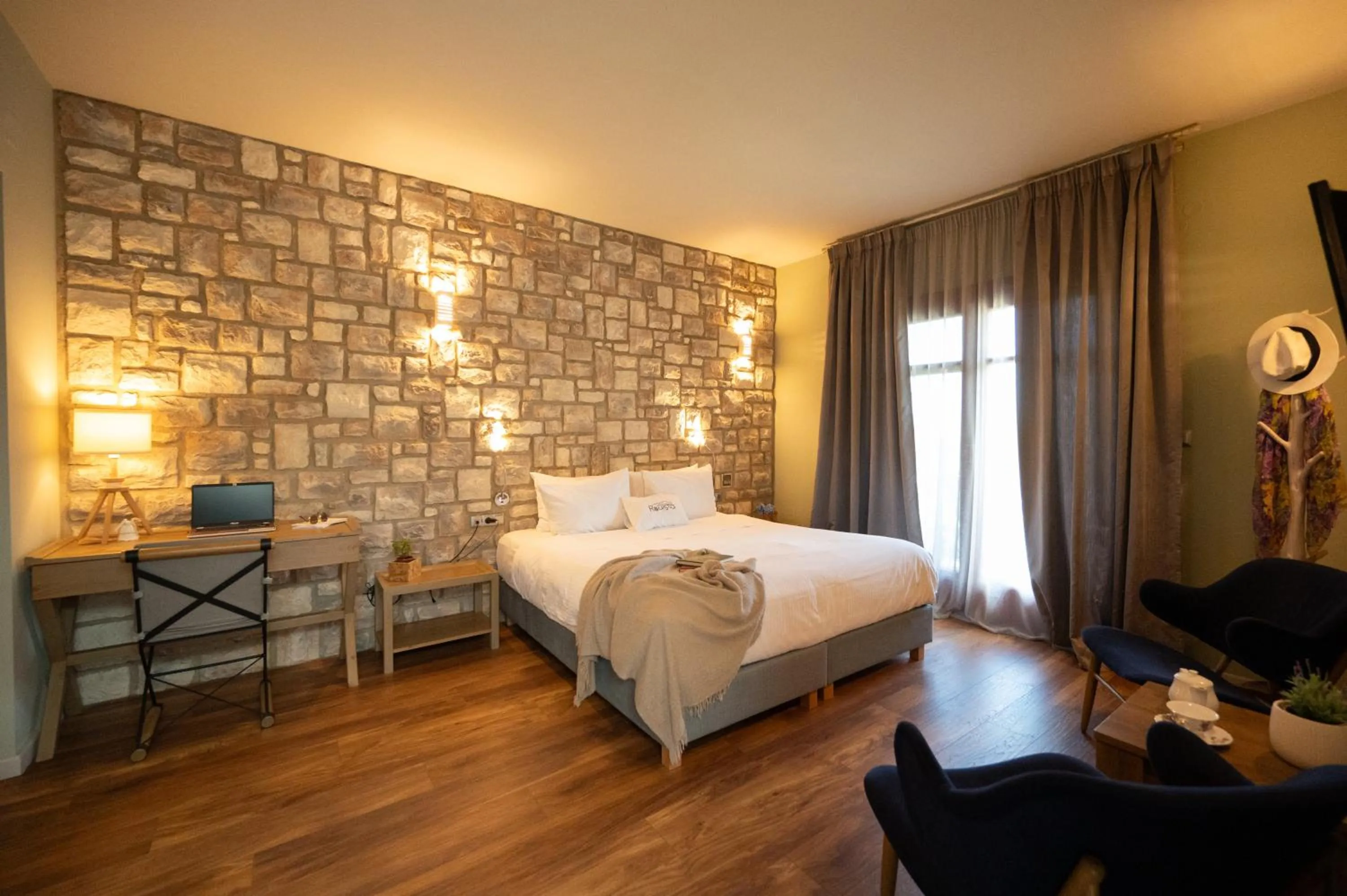 Bed in Rouista Tzoumerka Resort