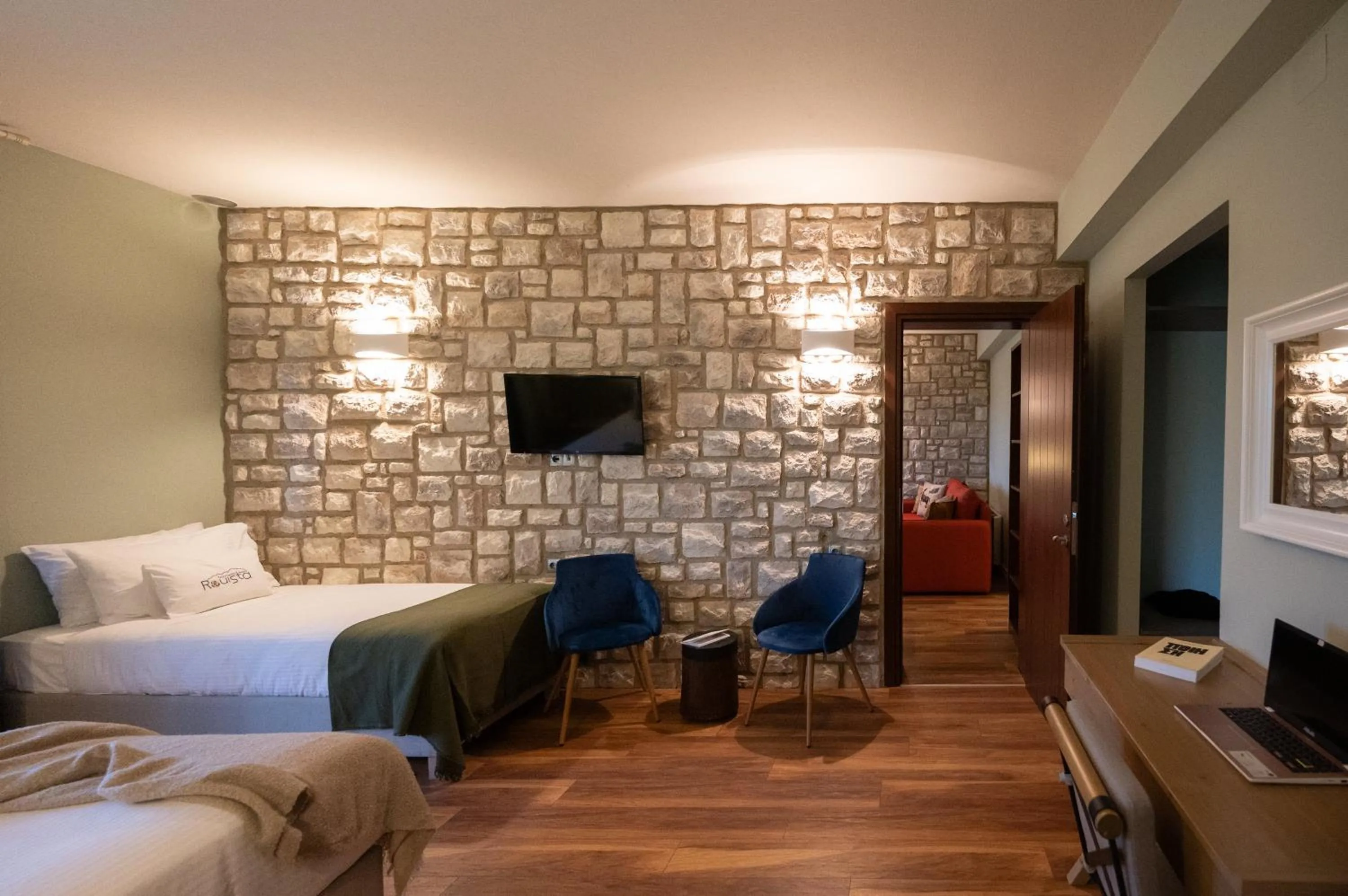 Bed in Rouista Tzoumerka Resort