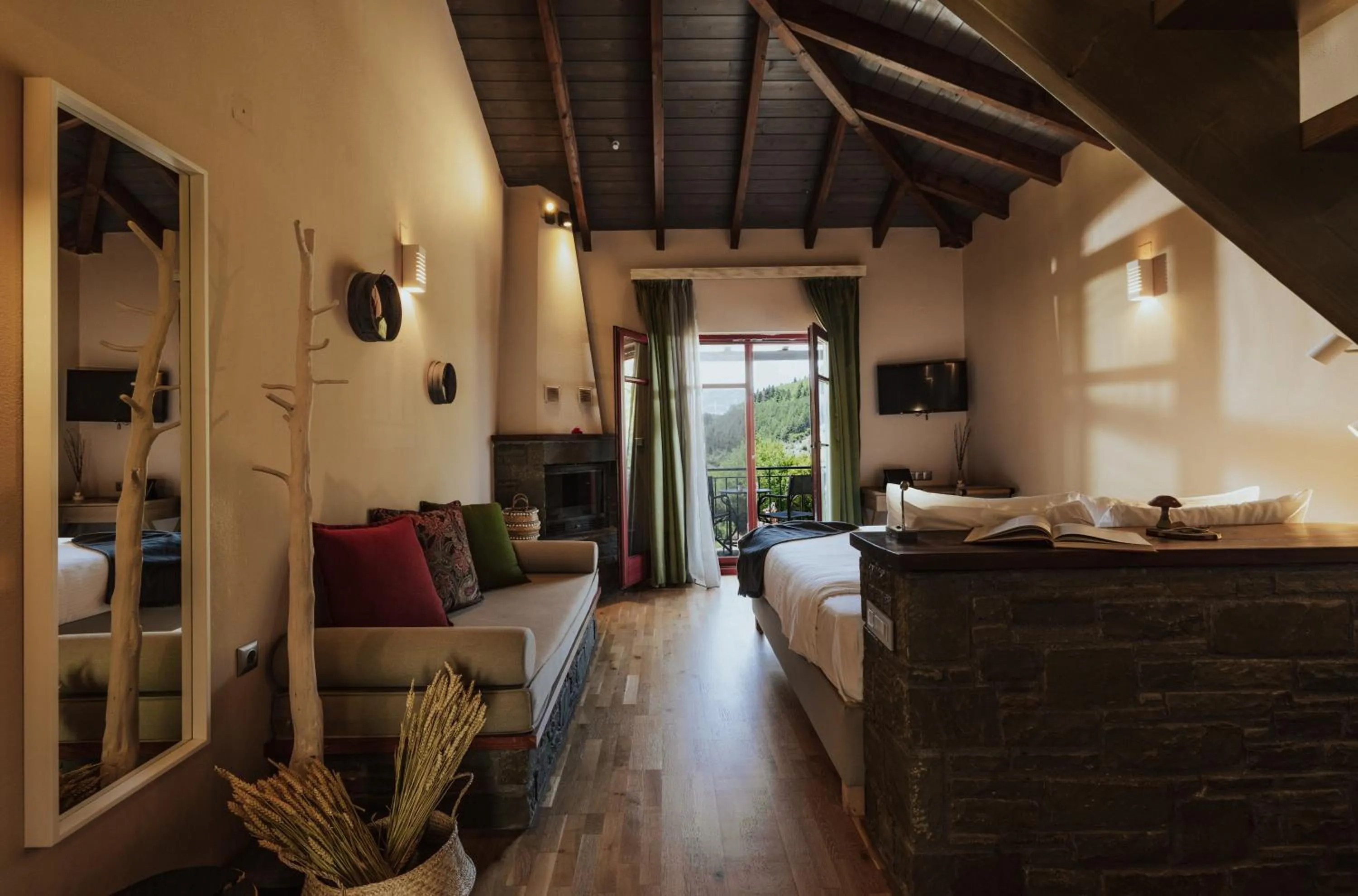 Photo of the whole room in Rouista Tzoumerka Resort