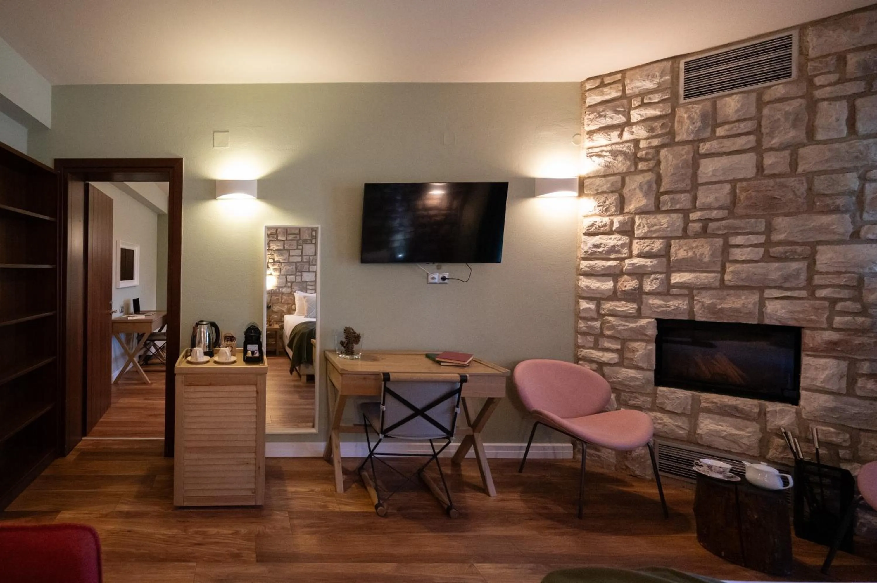 Rouista Tzoumerka Resort