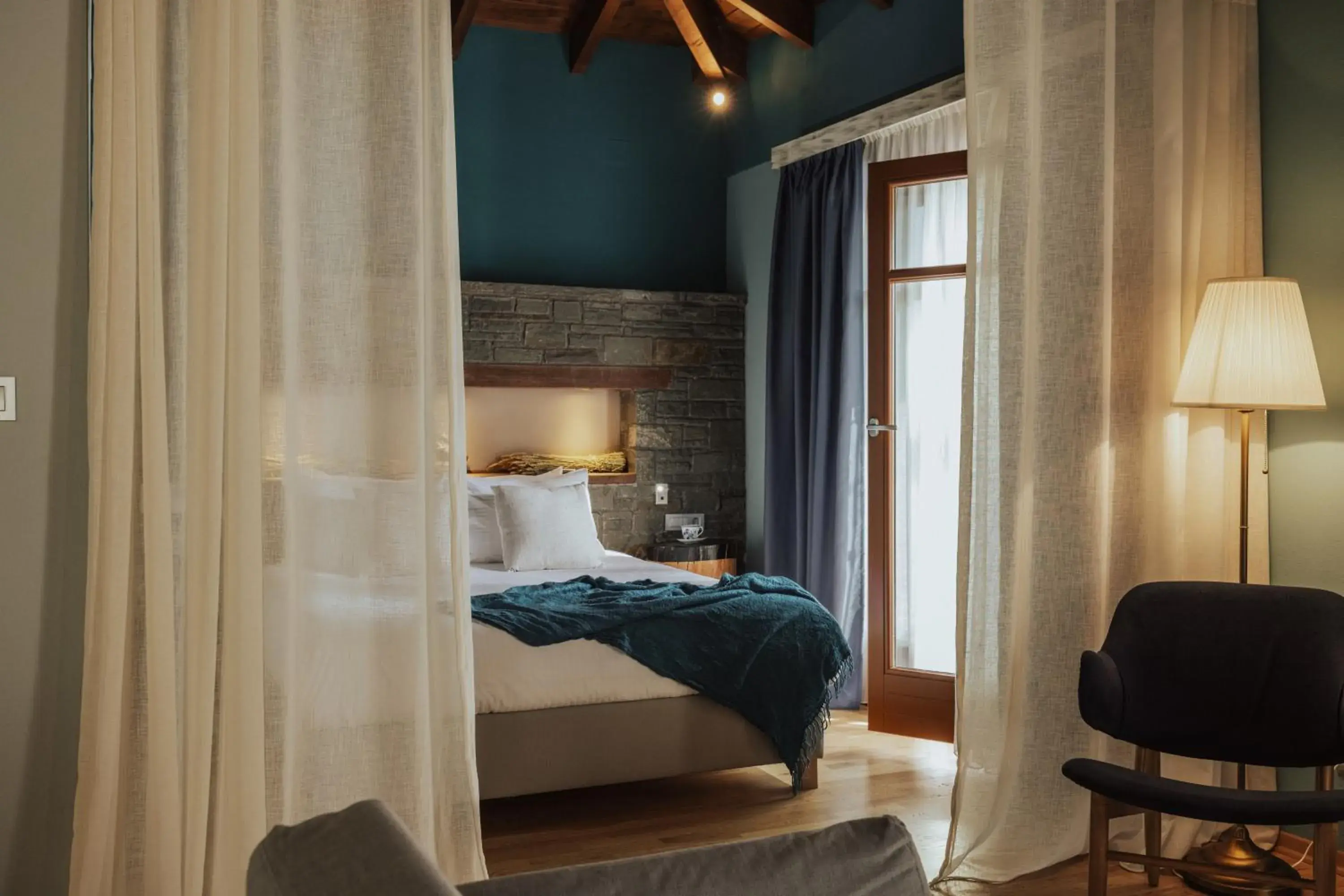 King Suite with Balcony in Rouista Tzoumerka Resort King Suite with Balcony in Rouista Tzoumerka Resort