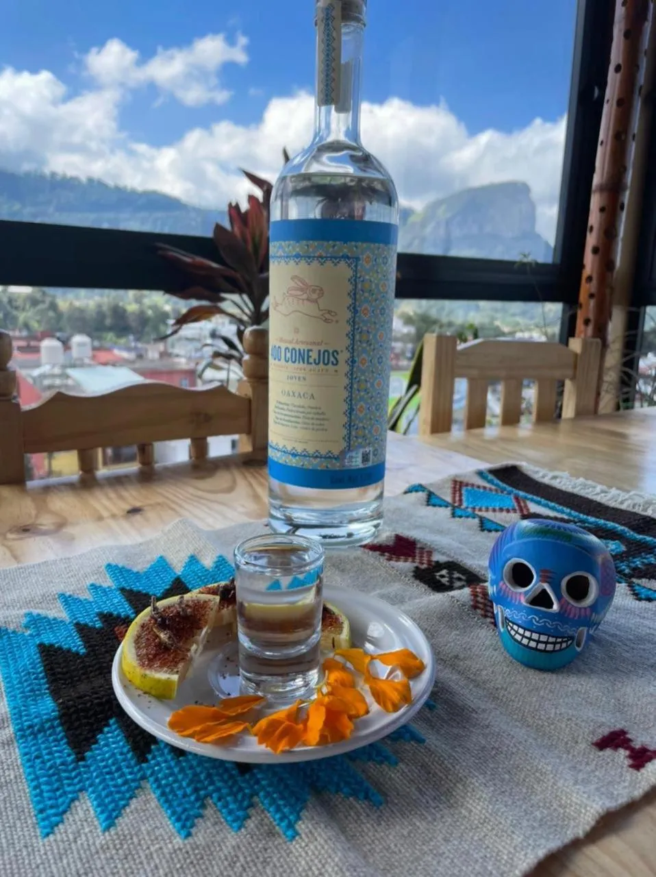 Restaurant/places to eat in Hotel & Suites Cerro Roj0