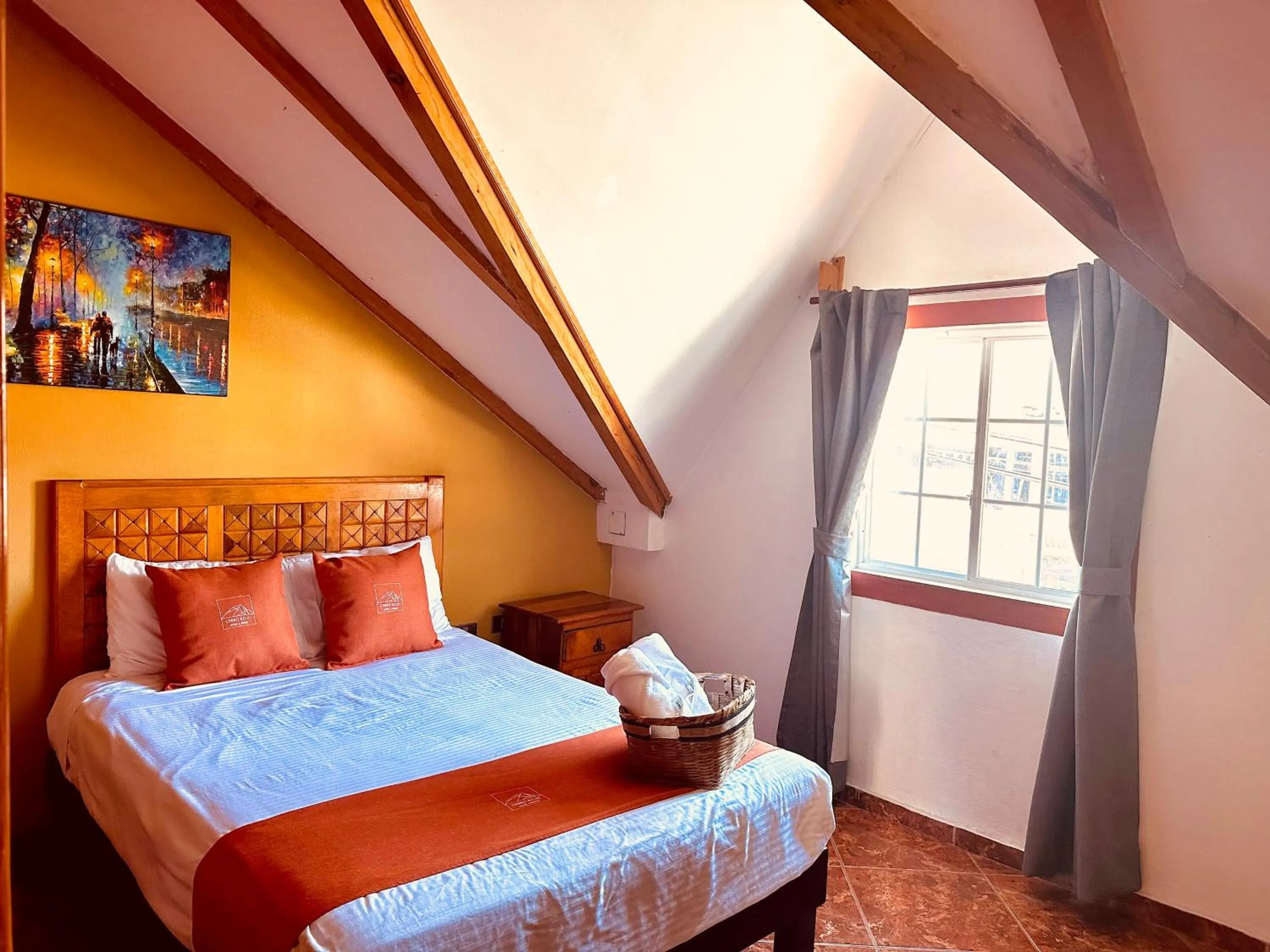 Bedroom, Bed in Hotel & Suites Cerro Roj0