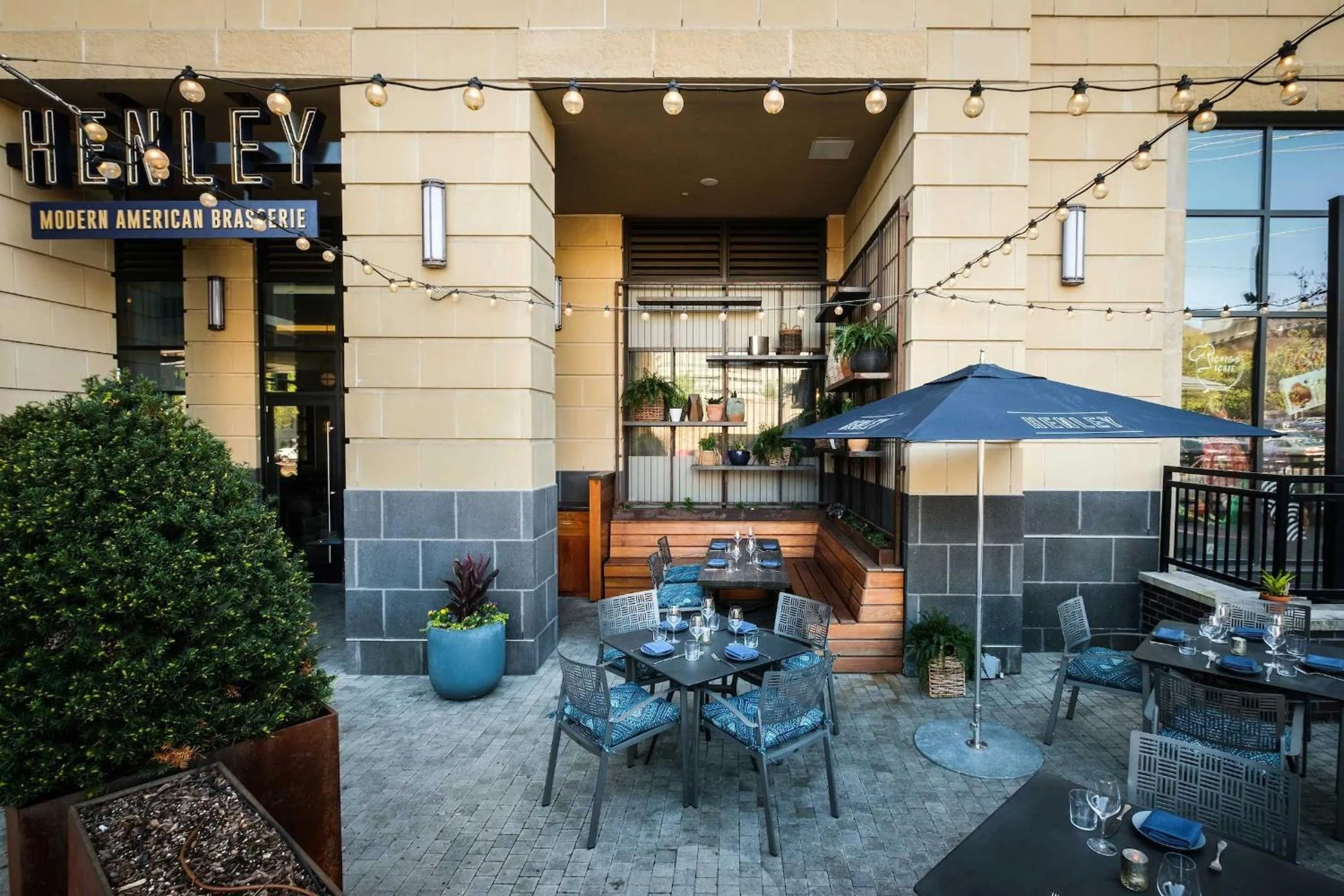 Restaurant/places to eat in Kimpton Aertson Hotel by IHG