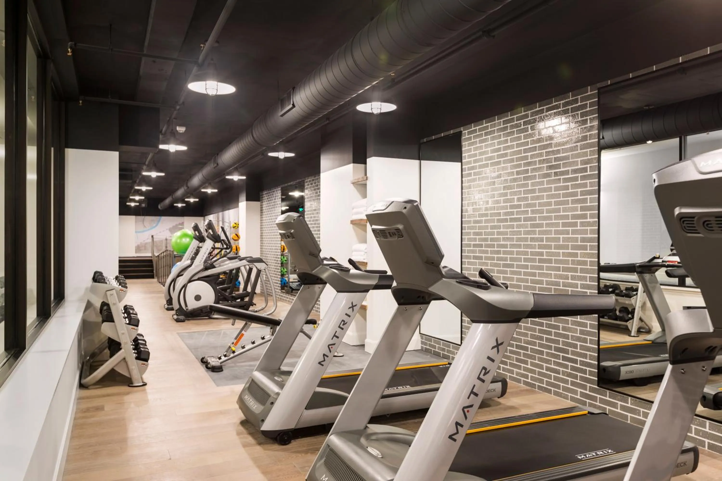 Fitness centre/facilities in Kimpton Aertson Hotel by IHG