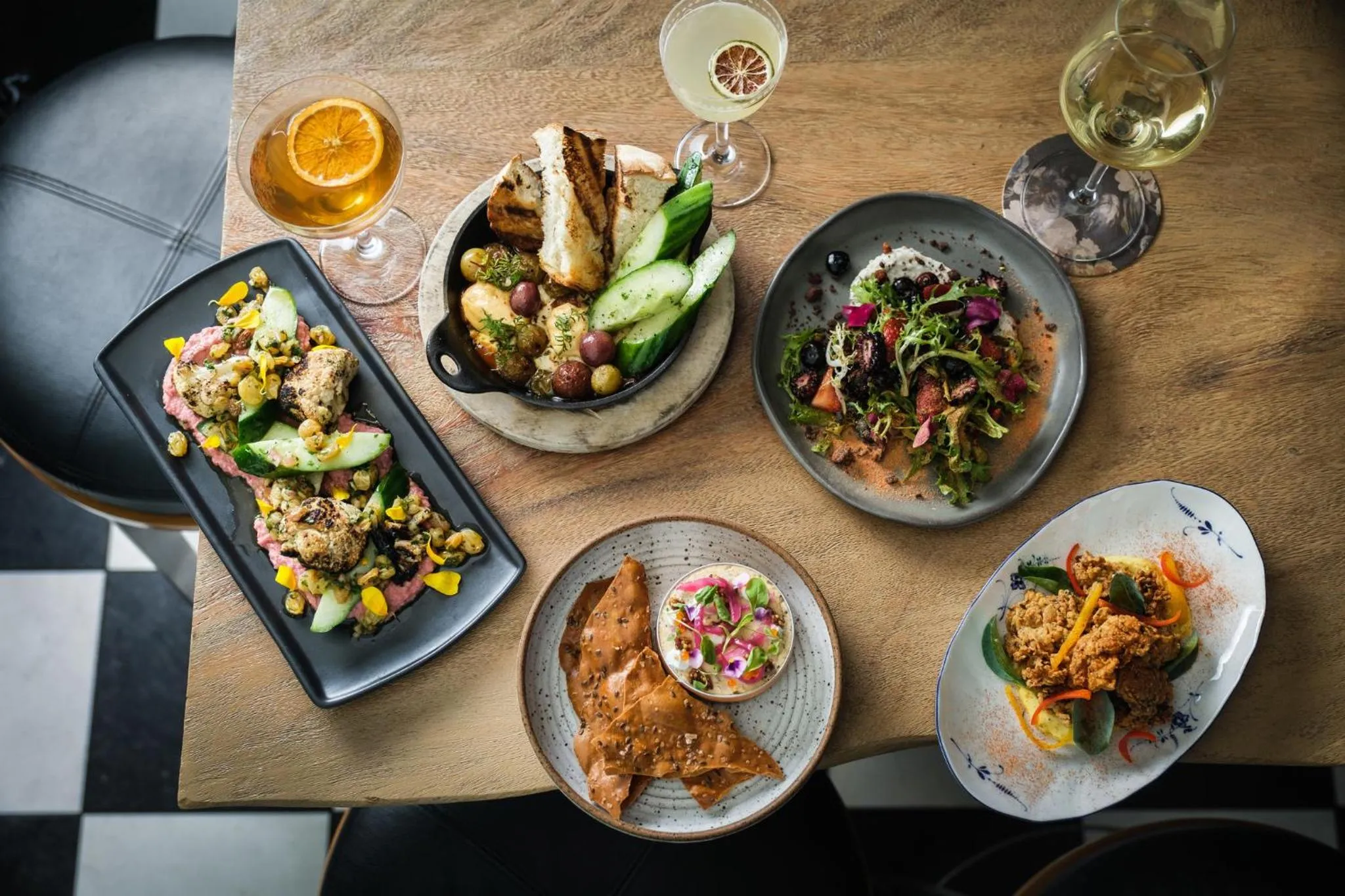 Restaurant/places to eat in Kimpton Aertson Hotel by IHG