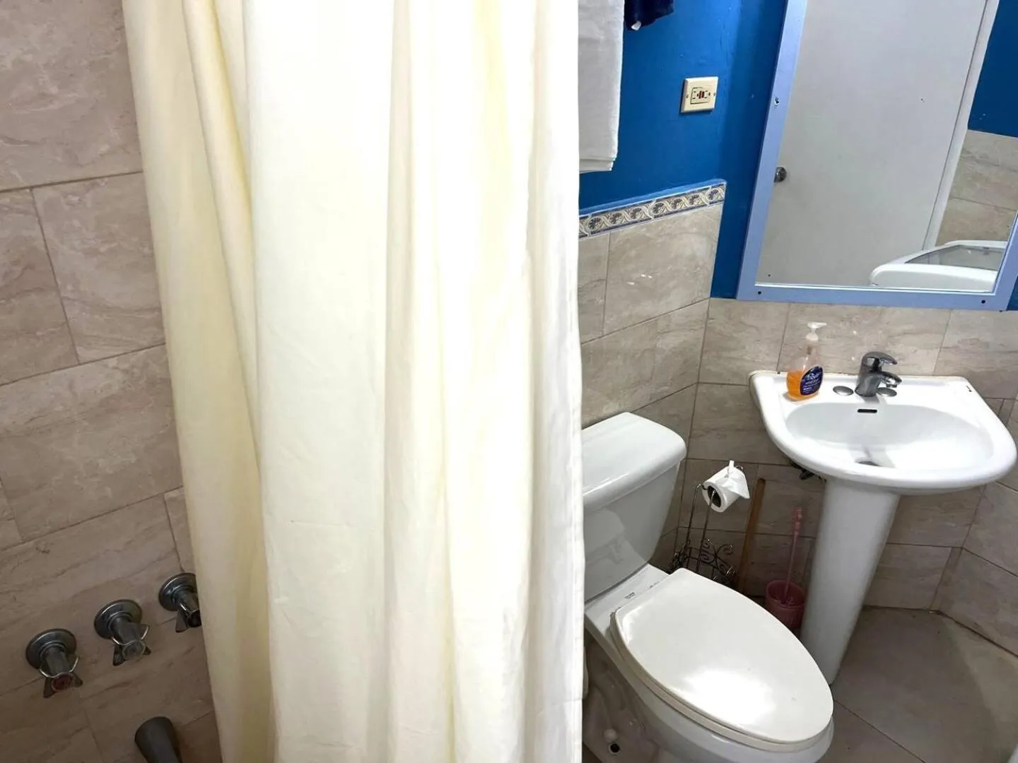 Toilet in Seacastles by the beach/pool