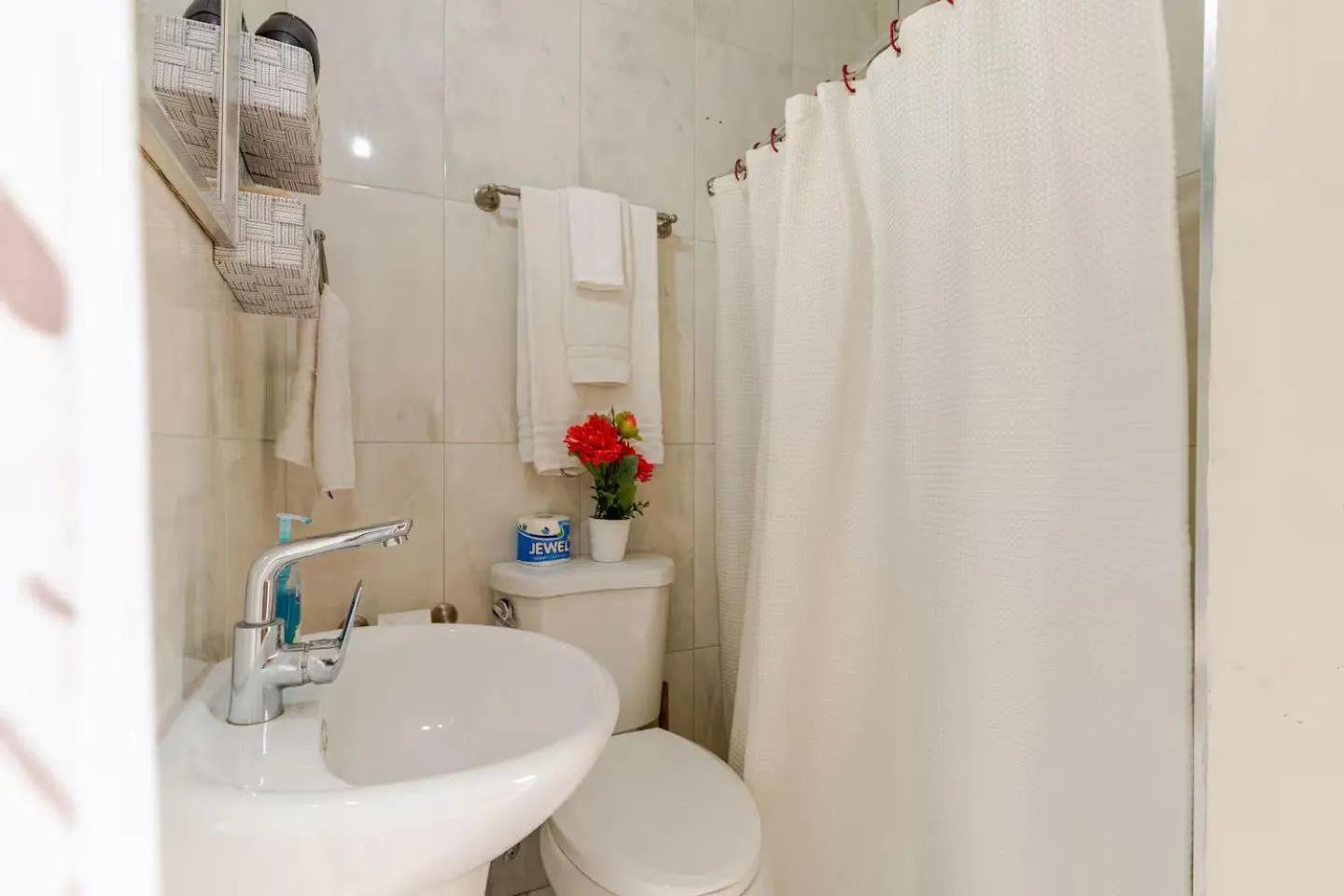 Toilet in Seacastles by the beach/pool