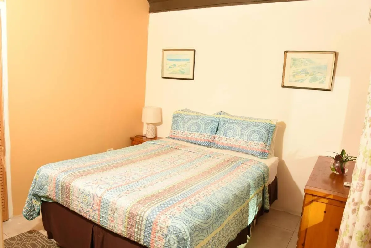 Bed in Seacastles by the beach/pool