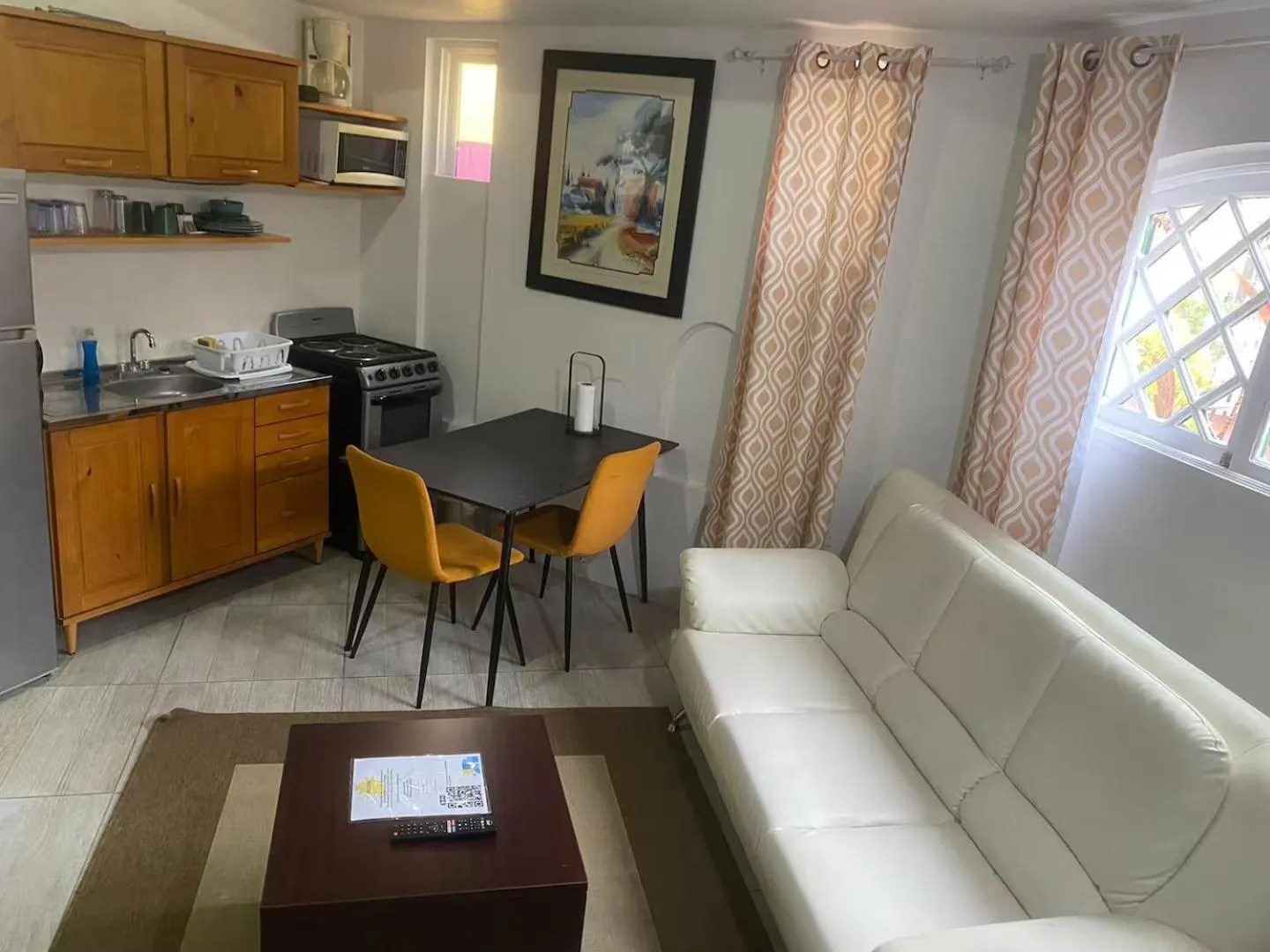 Kitchen or kitchenette in Seacastles by the beach/pool