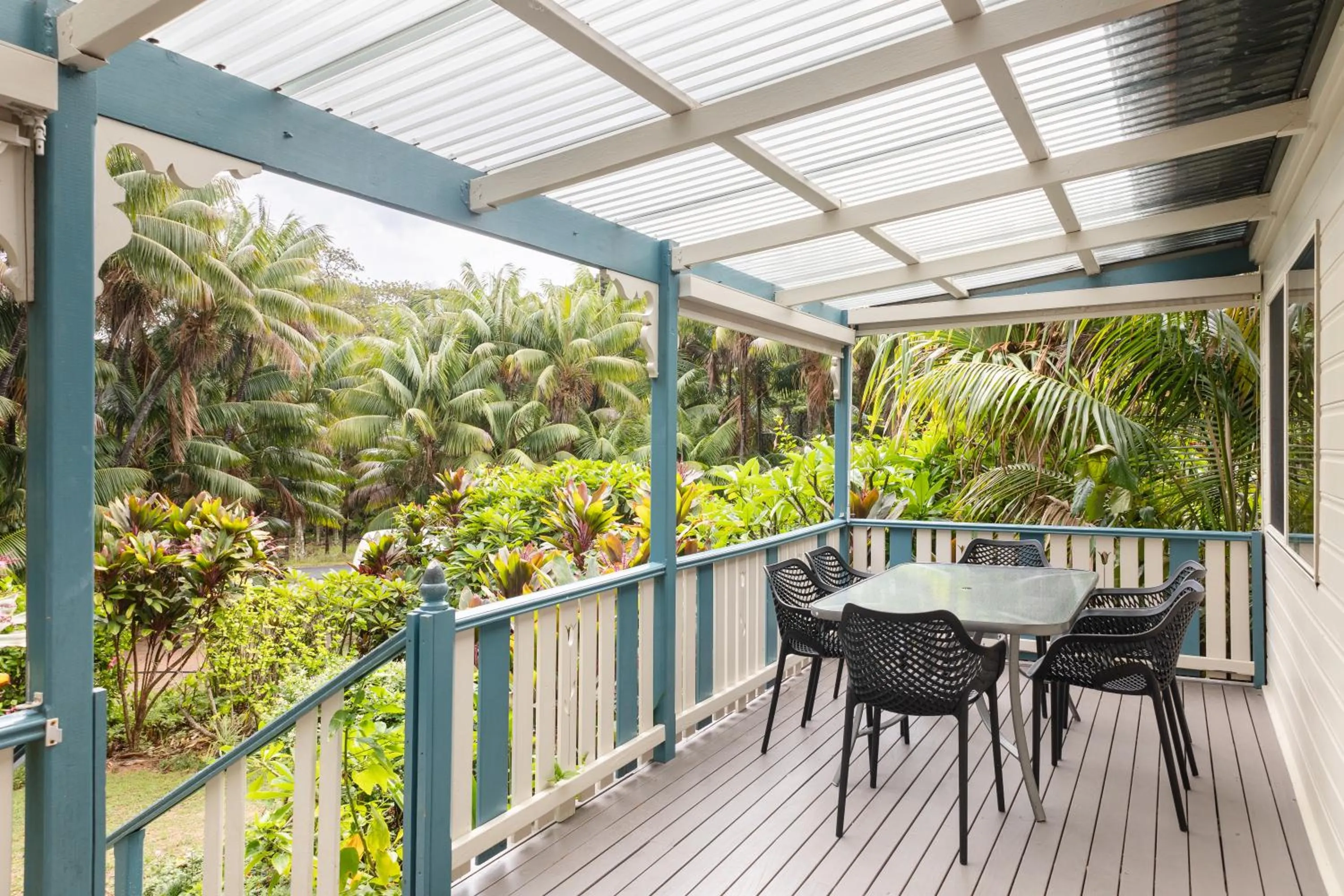 Balcony/Terrace in Somerset Apartments