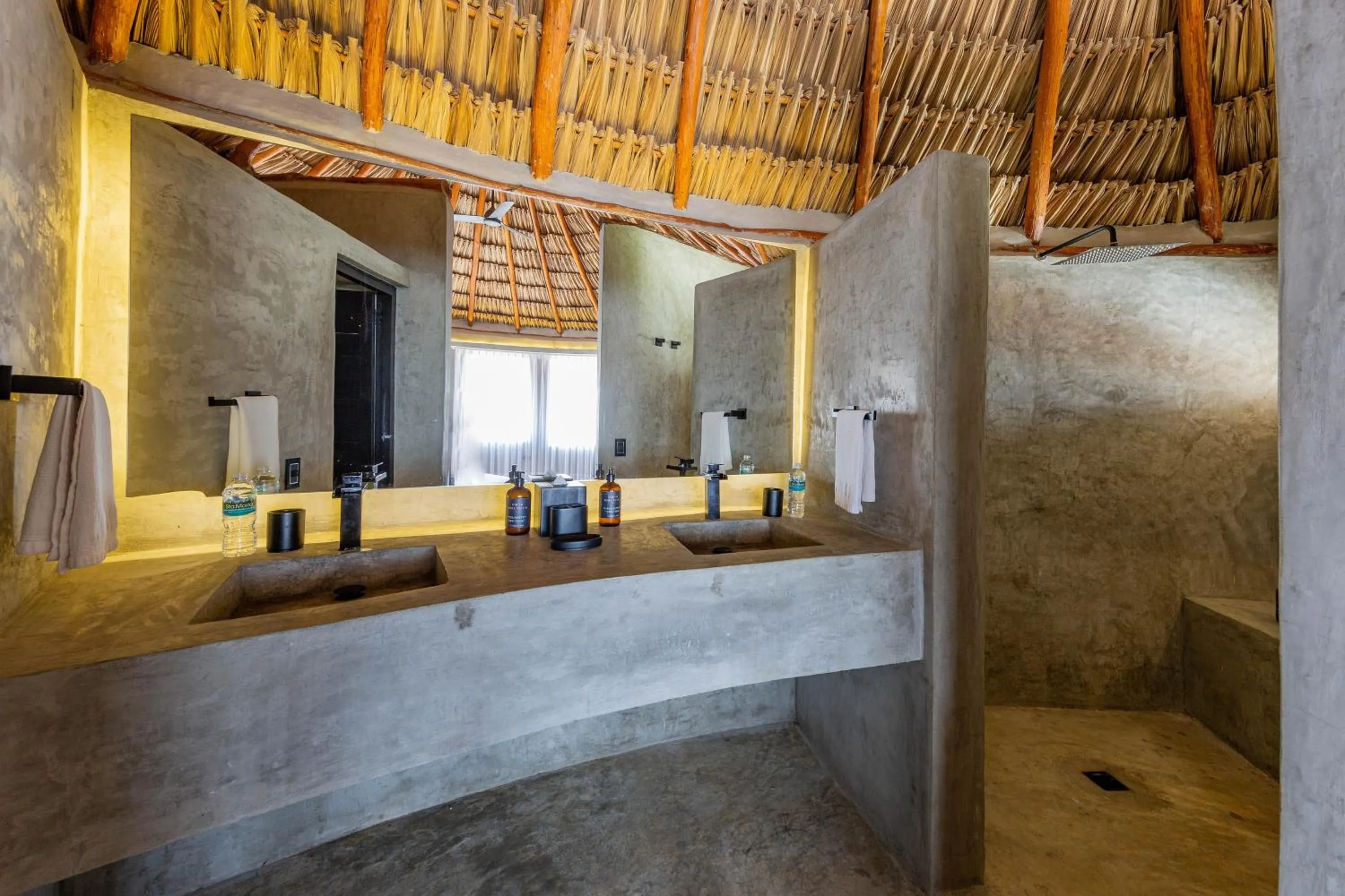 Shower in Maya Tulum By G Hotels