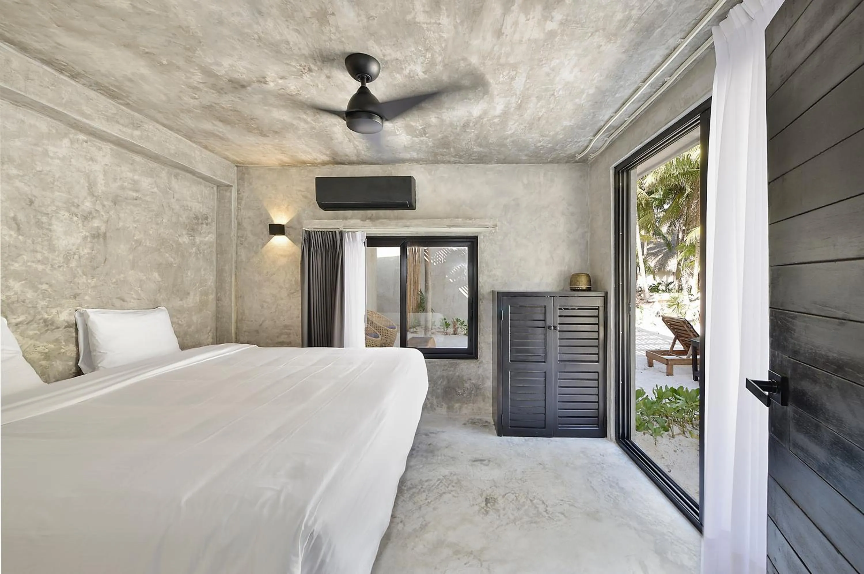 Bed in Maya Tulum By G Hotels