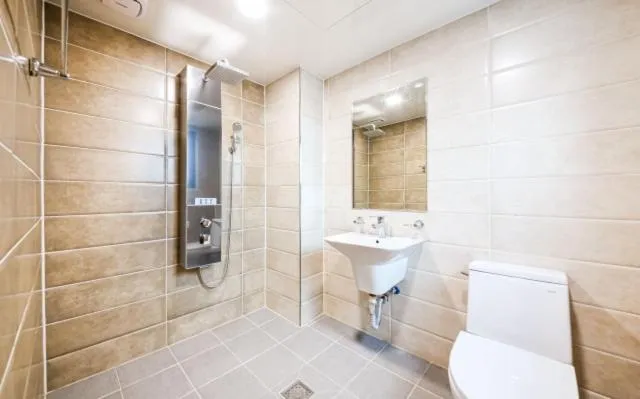 Bathroom in Jeonju Hanok Hotel Kung