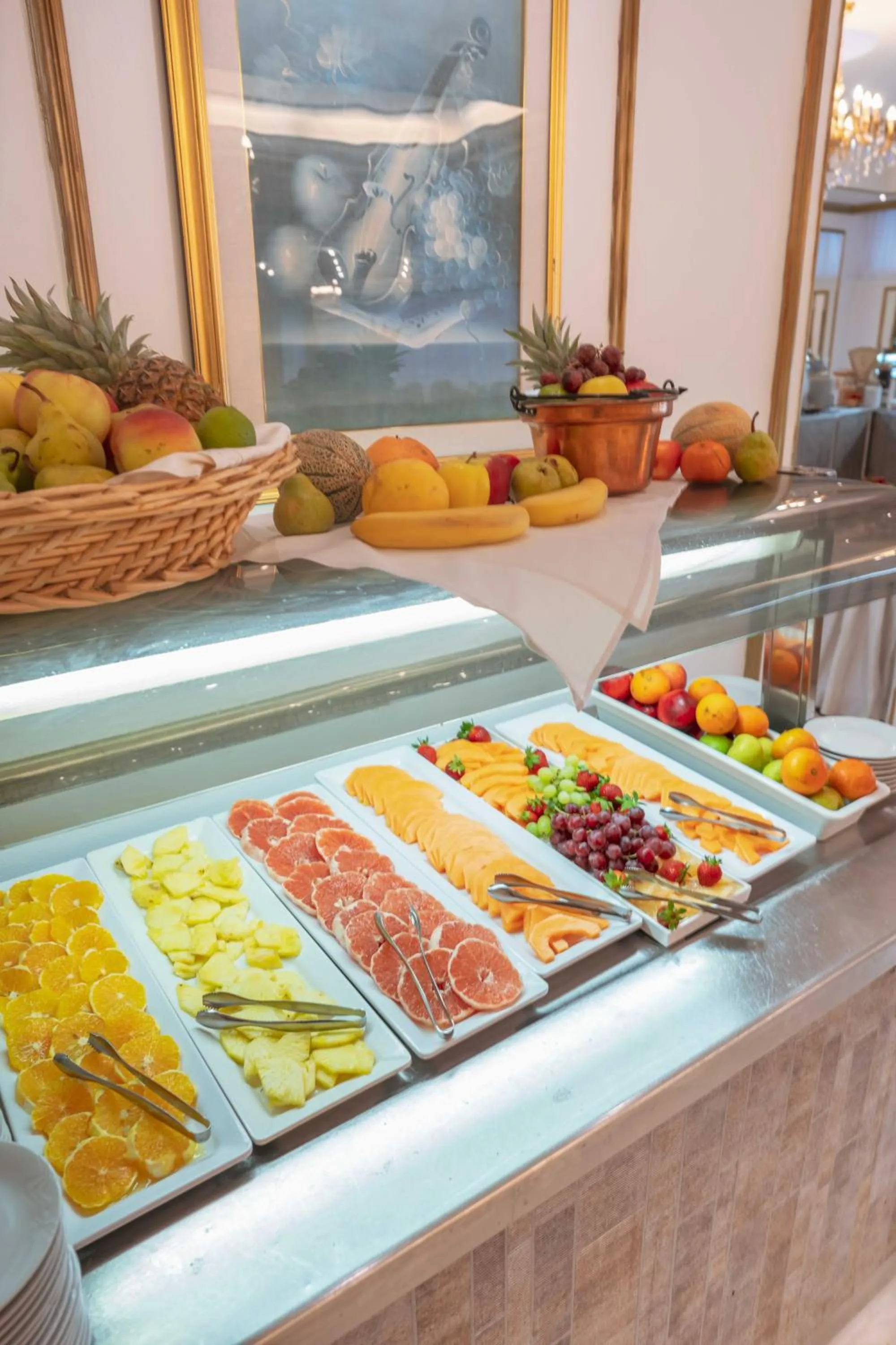 Restaurant/places to eat in Hotel Horizont