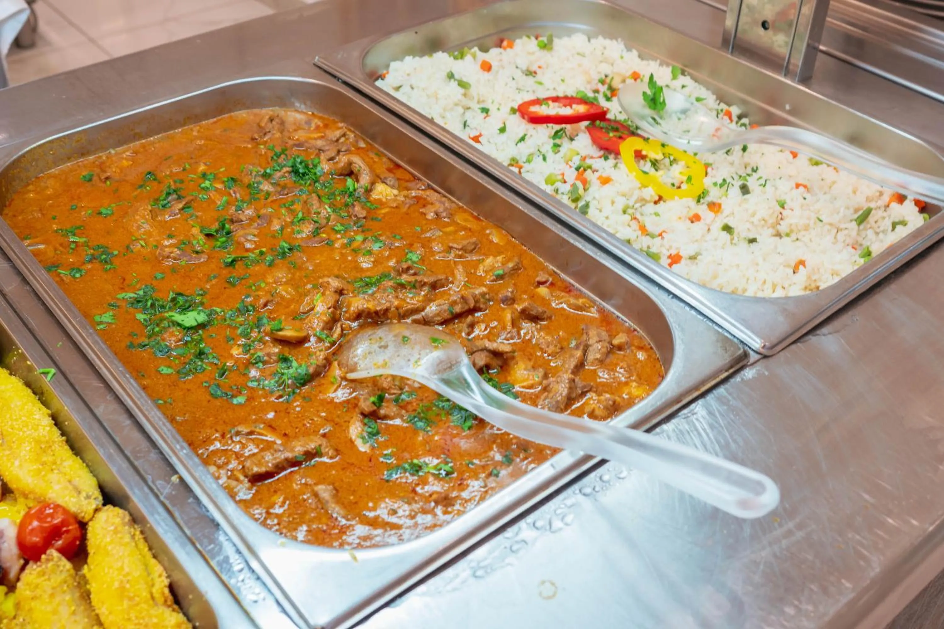 Restaurant/places to eat in Hotel Horizont