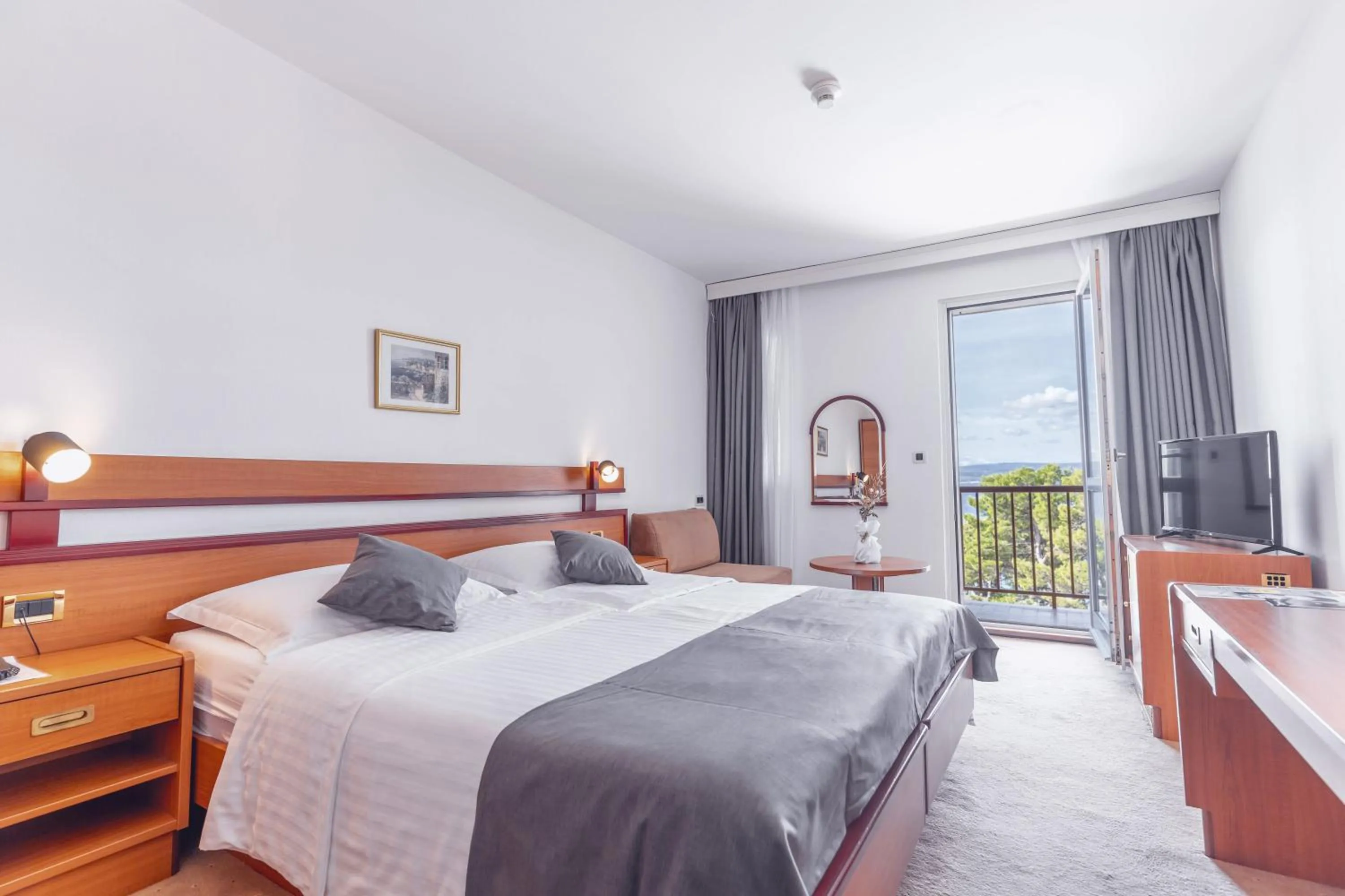 Bedroom, Bed in Hotel Horizont