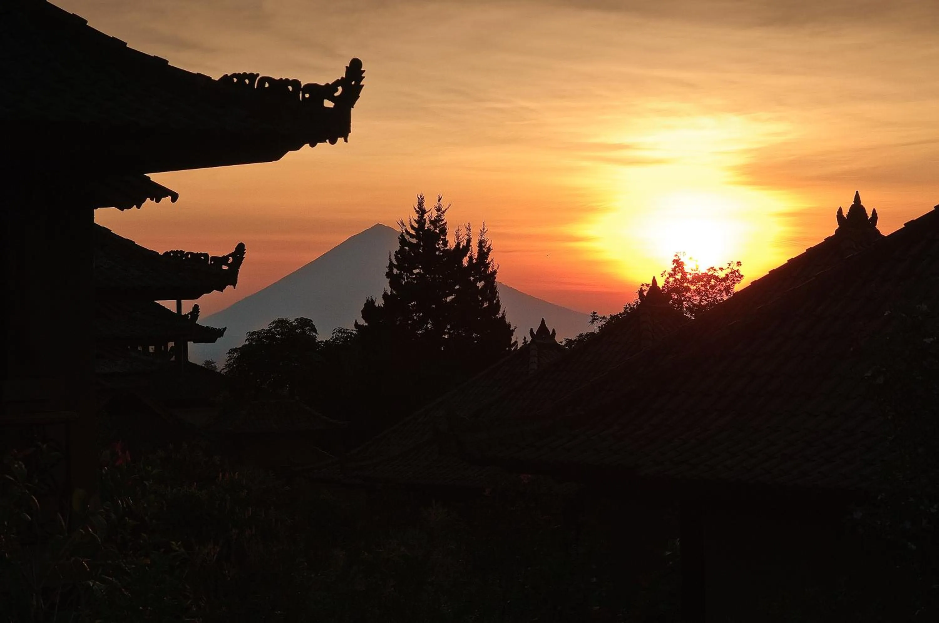 Mountain view in Strawberry Hill Hotel & Restaurant