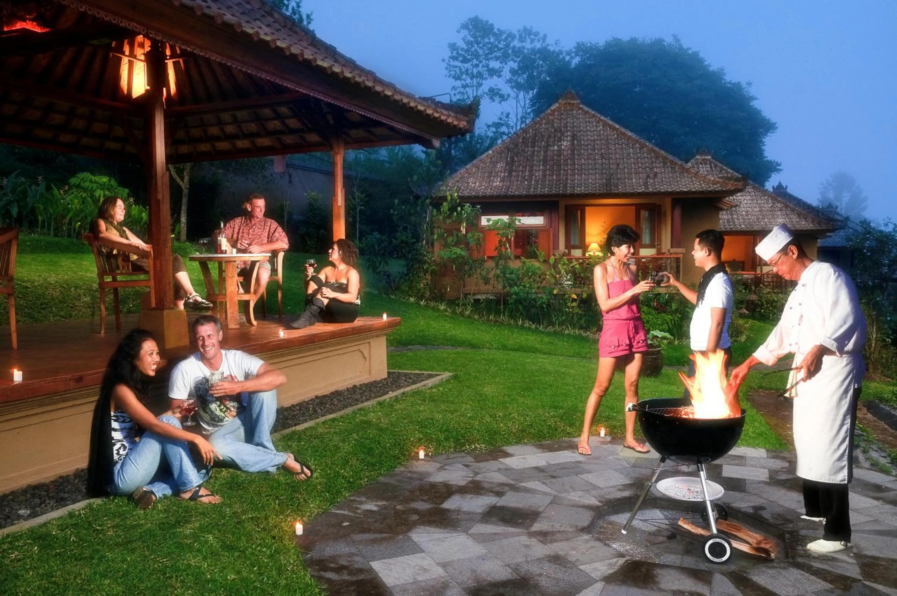 BBQ facilities in Strawberry Hill Hotel & Restaurant