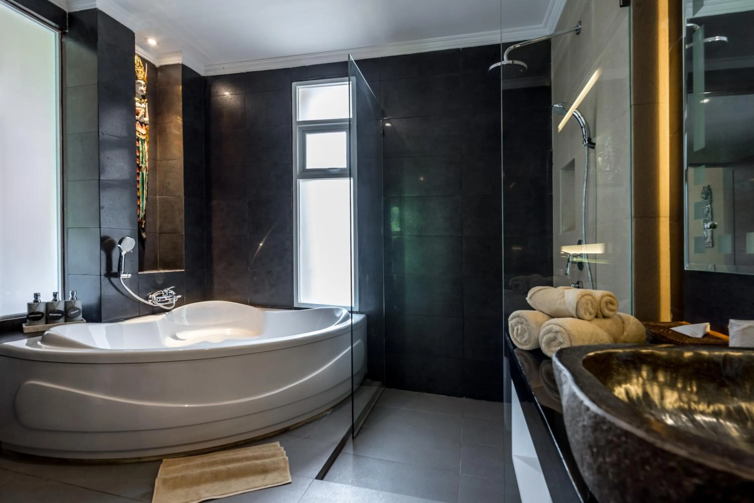 Bathroom in Gefecon Villa Ubud