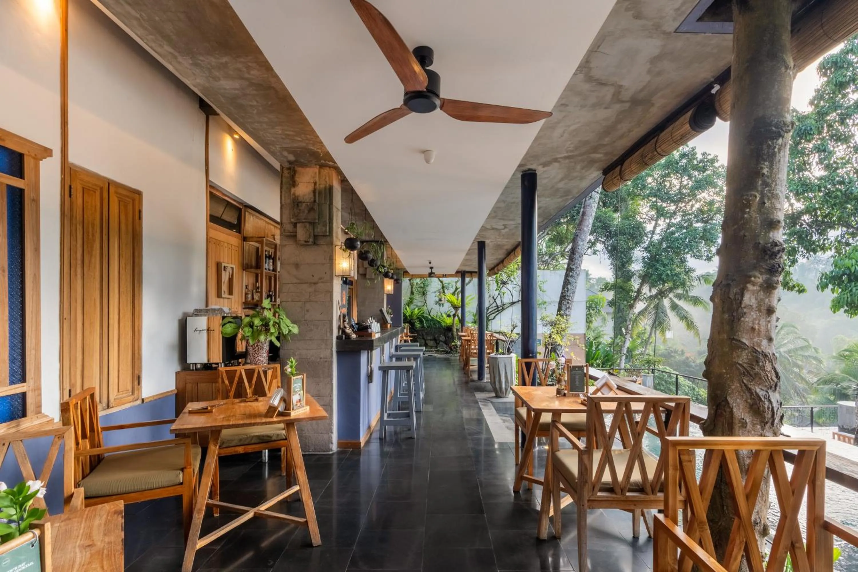 Restaurant/places to eat in Amora Ubud Boutique Villas