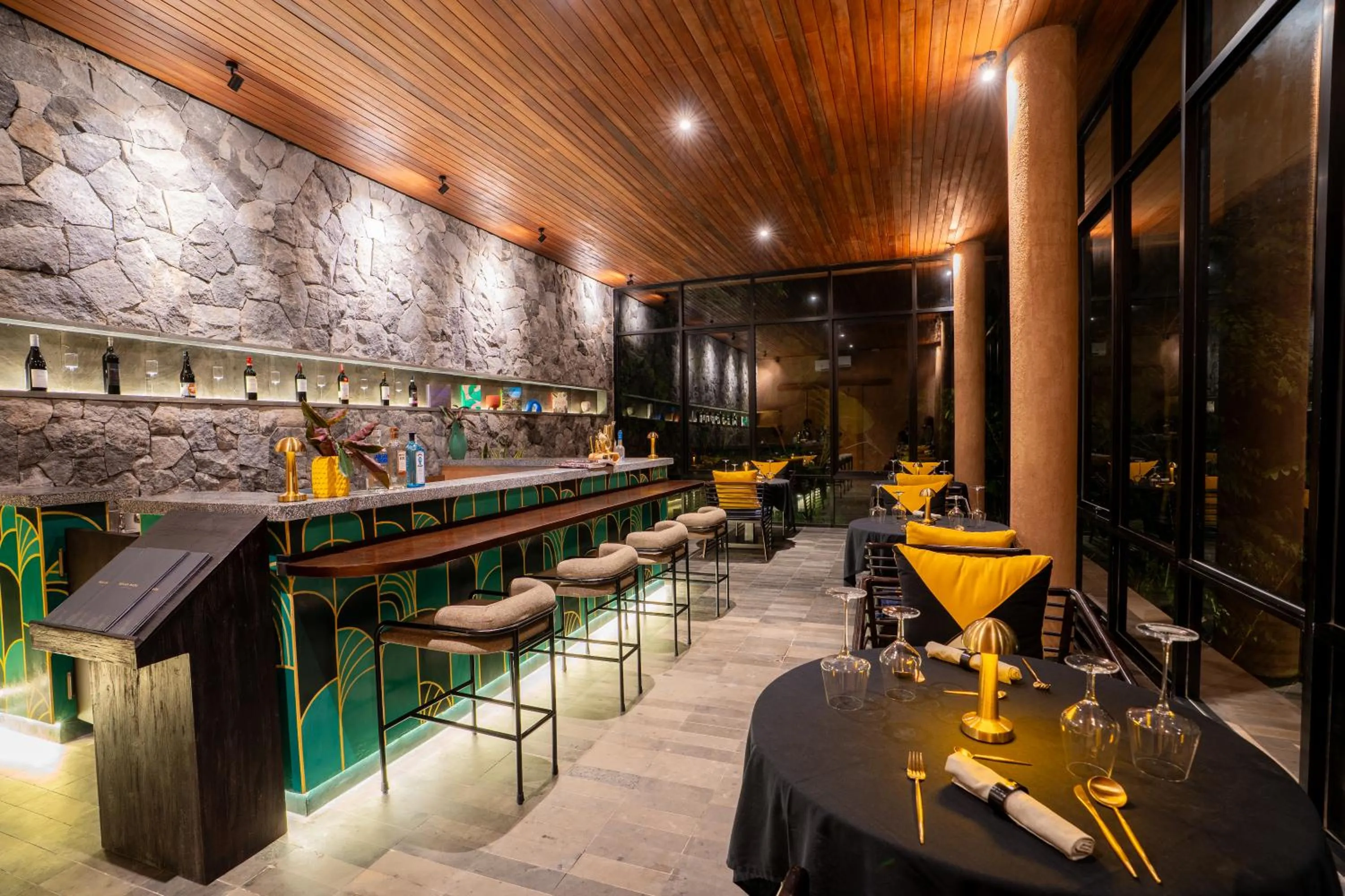 Restaurant/places to eat in Amora Ubud Boutique Villas