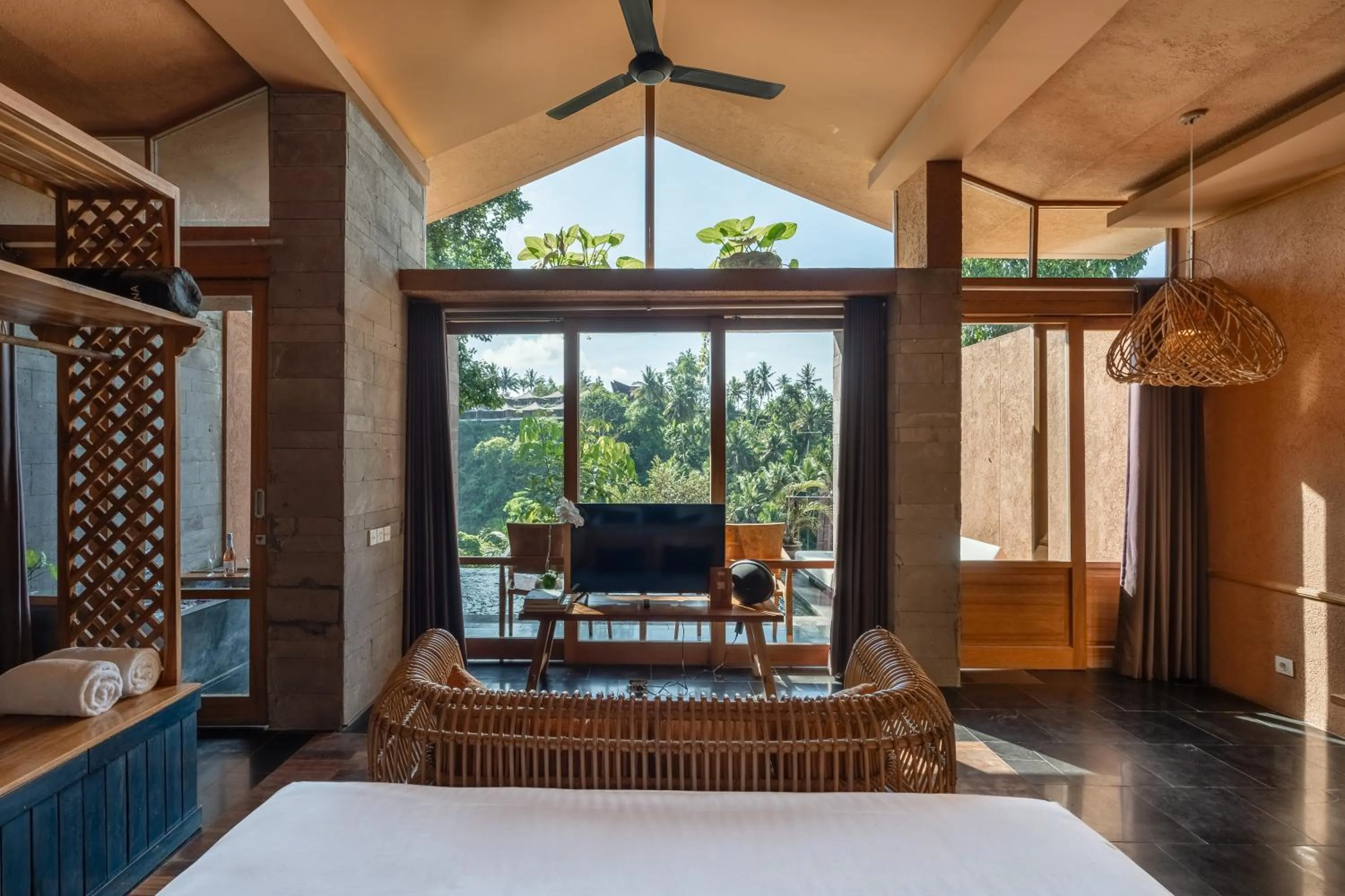 Bed in Amora Ubud Boutique Villas