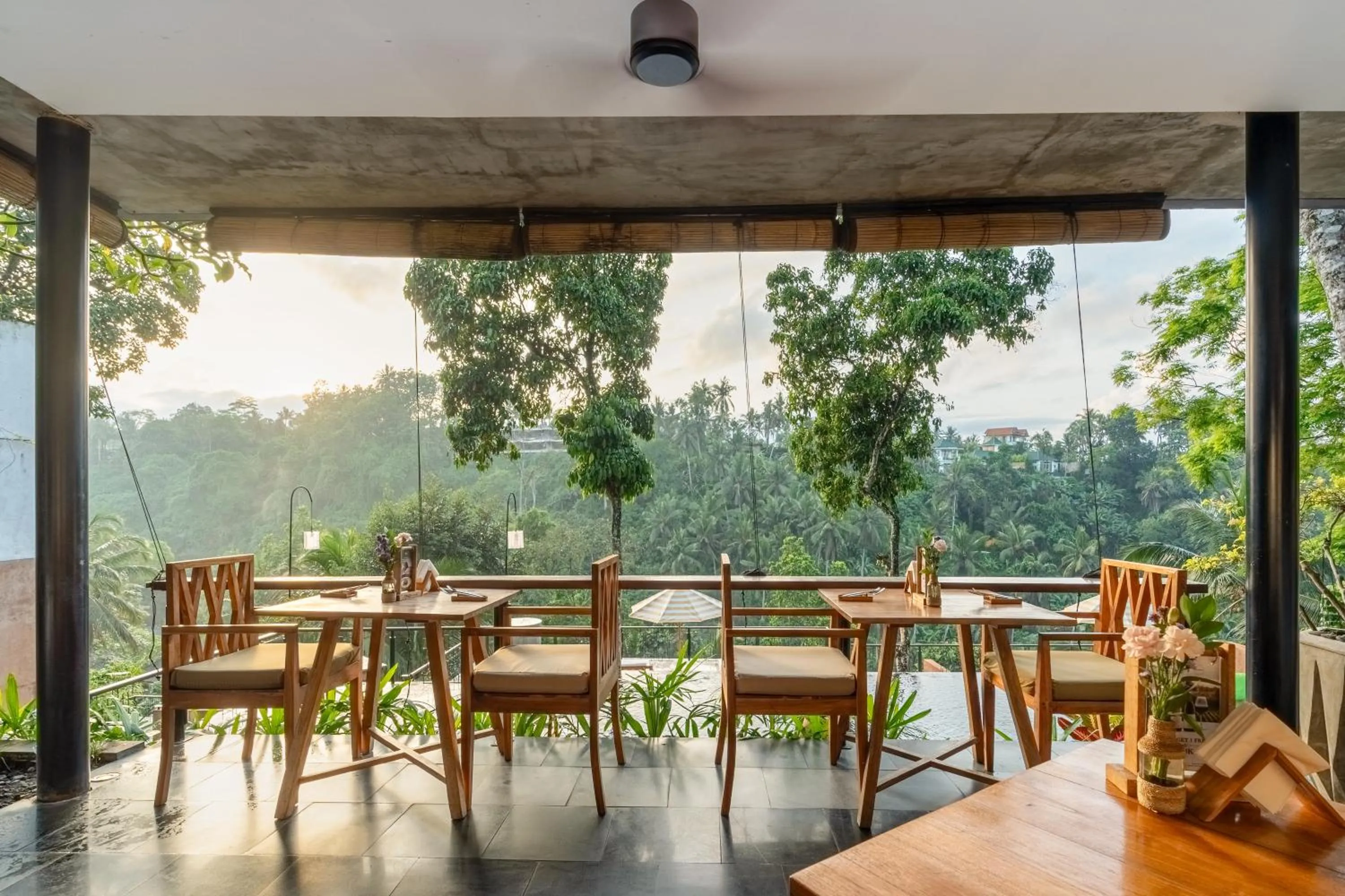 Restaurant/places to eat in Amora Ubud Boutique Villas