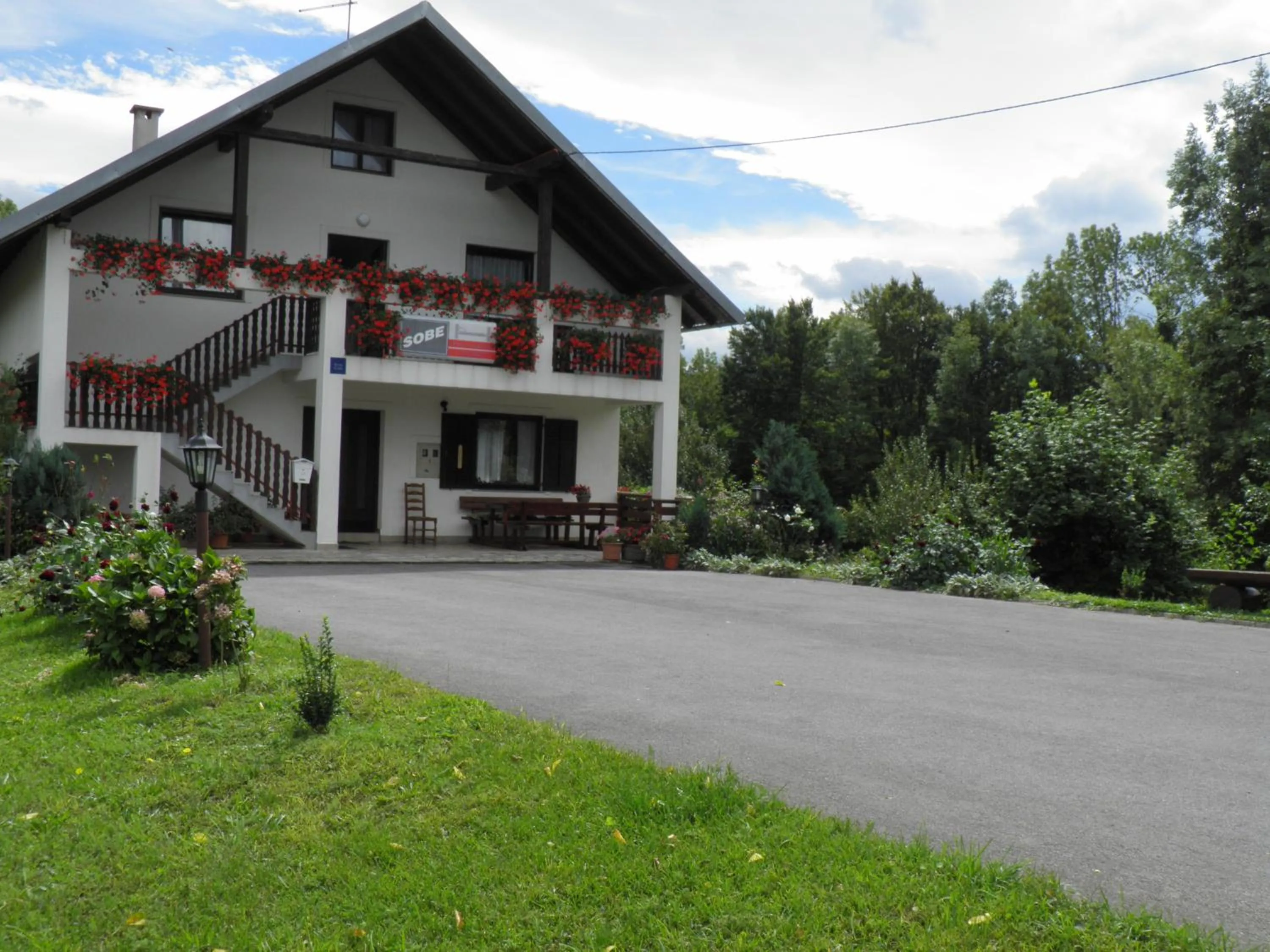 Facade/entrance in House Janja Plitvice