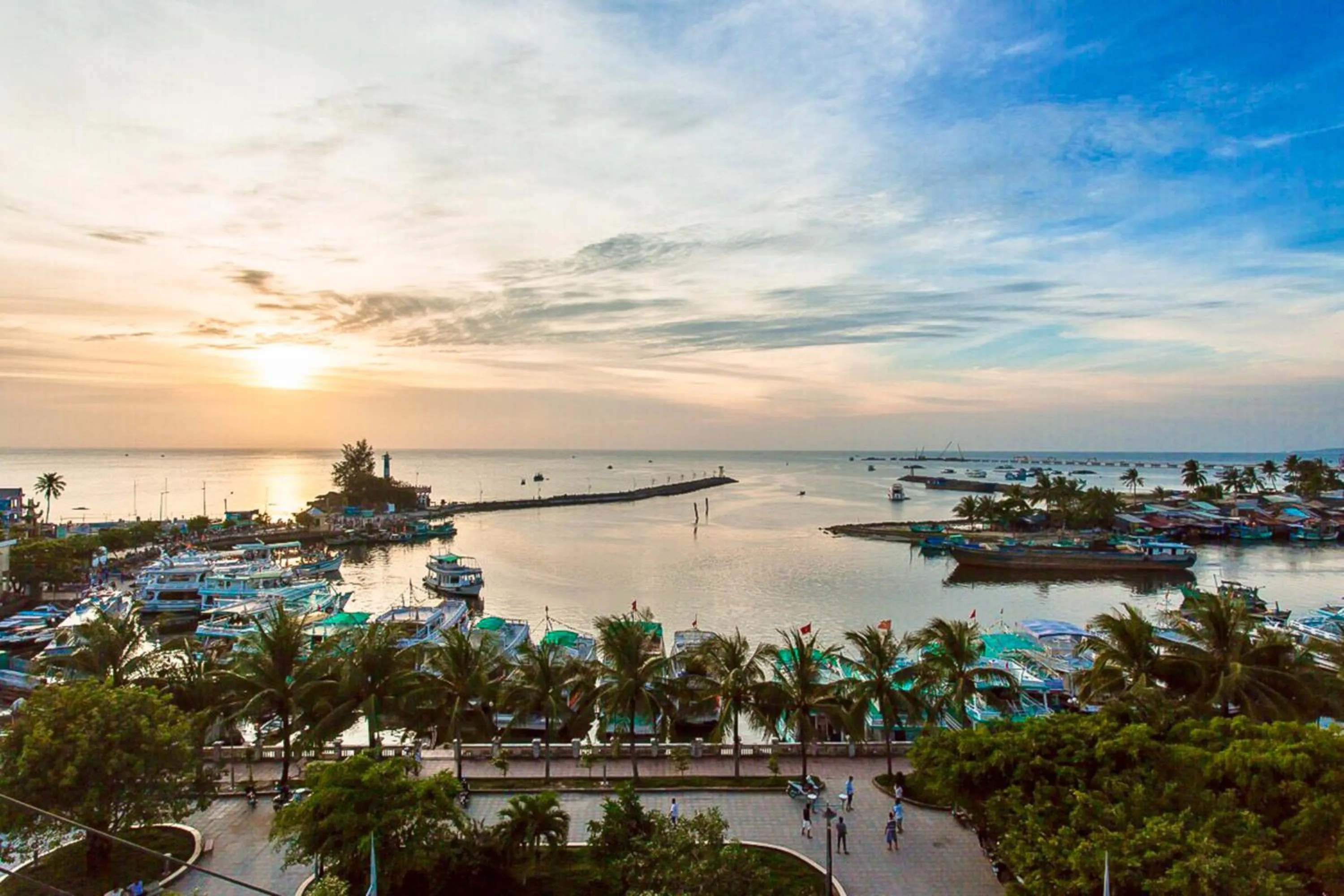 Nearby landmark in Phu Hong Hotel