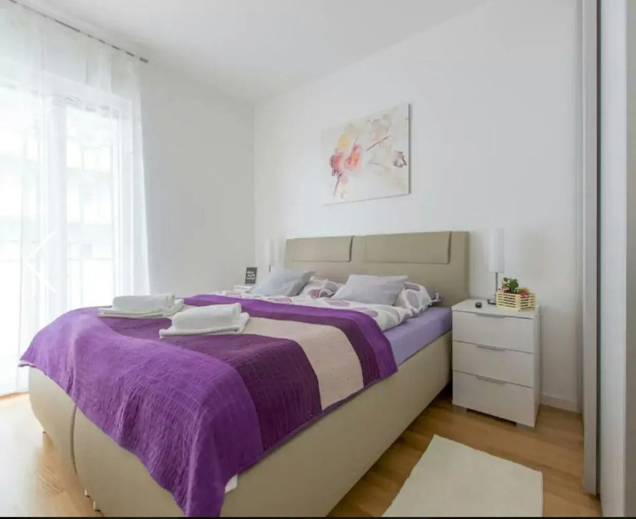 Bed in Apartment Ali
