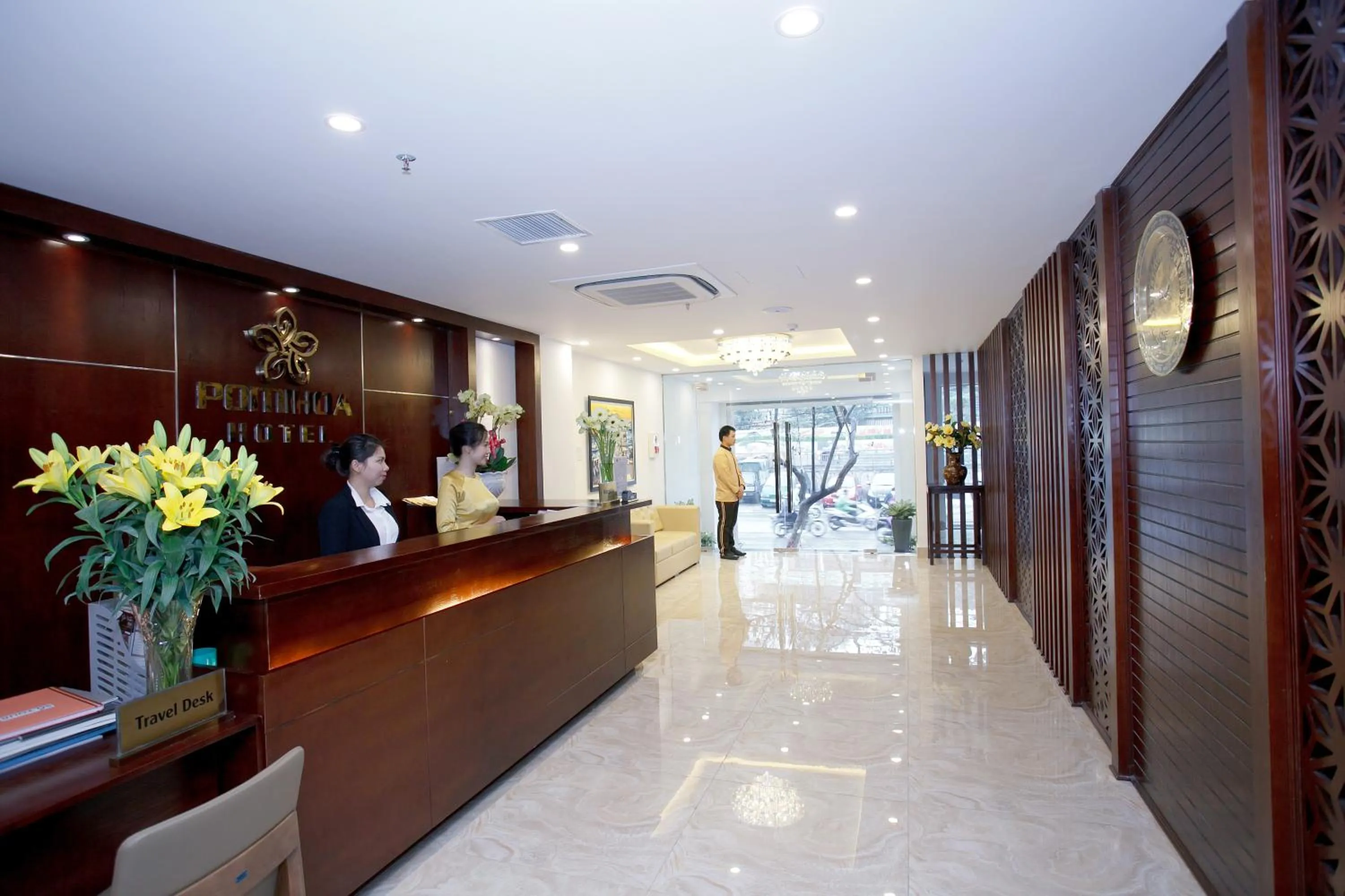 Staff in Hanoi Pomihoa Hotel