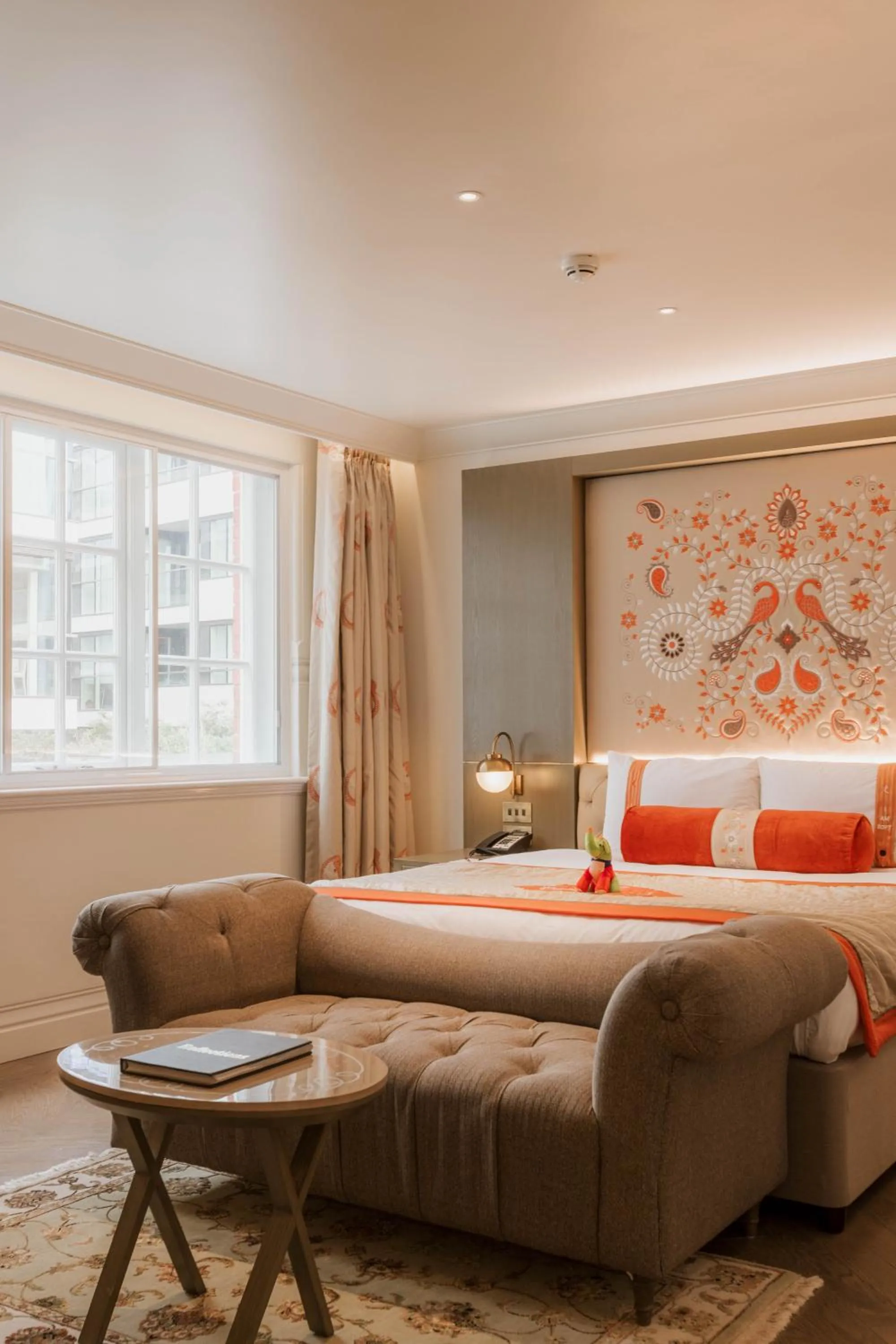Bedroom, Bed in The LaLit London