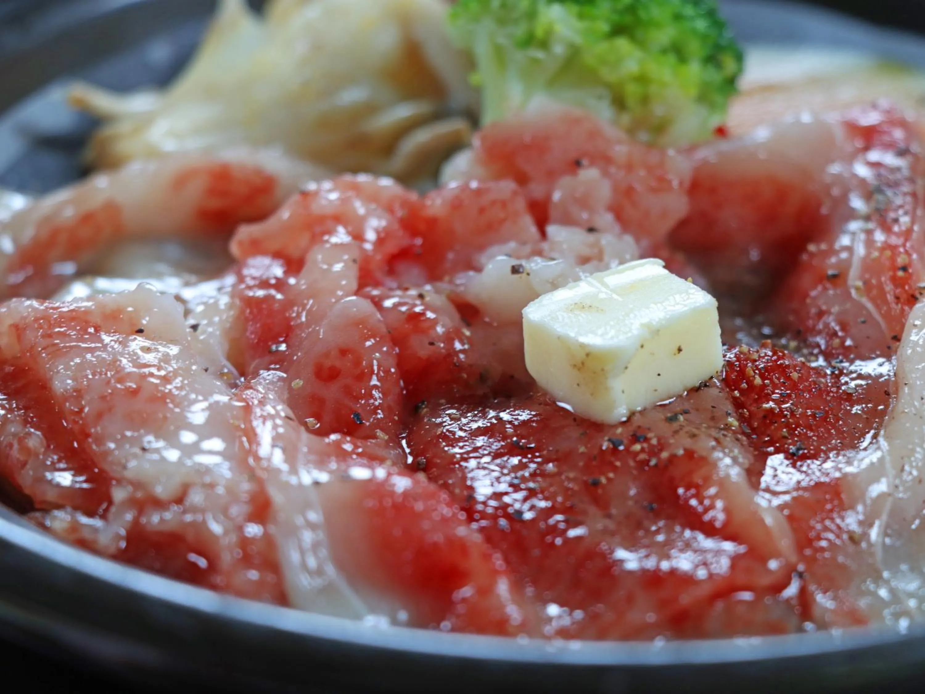 Food close-up in Shugyoku no Yu Yakushido Onsen