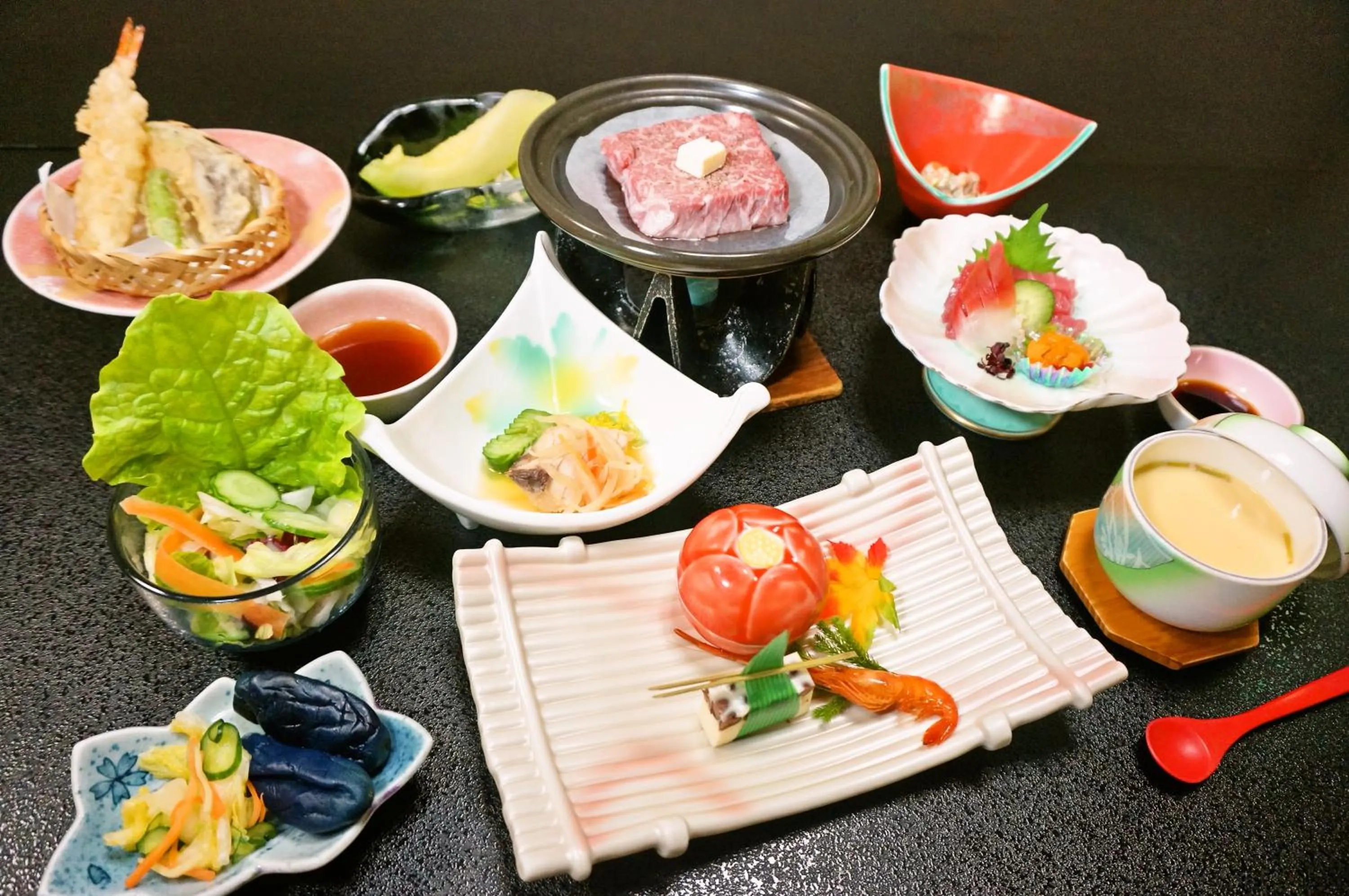 Dinner in Shugyoku no Yu Yakushido Onsen