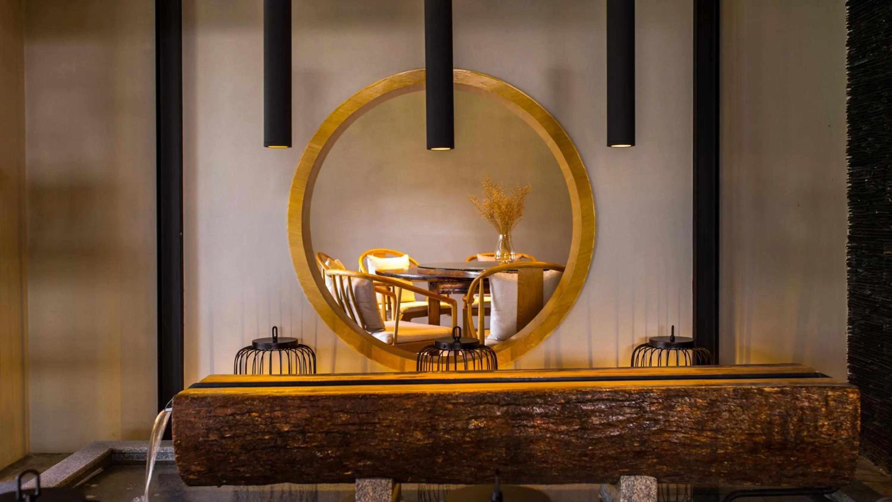 Restaurant/places to eat in Yangshuo Zen Garden Resort - Rich Chinese traditional activities