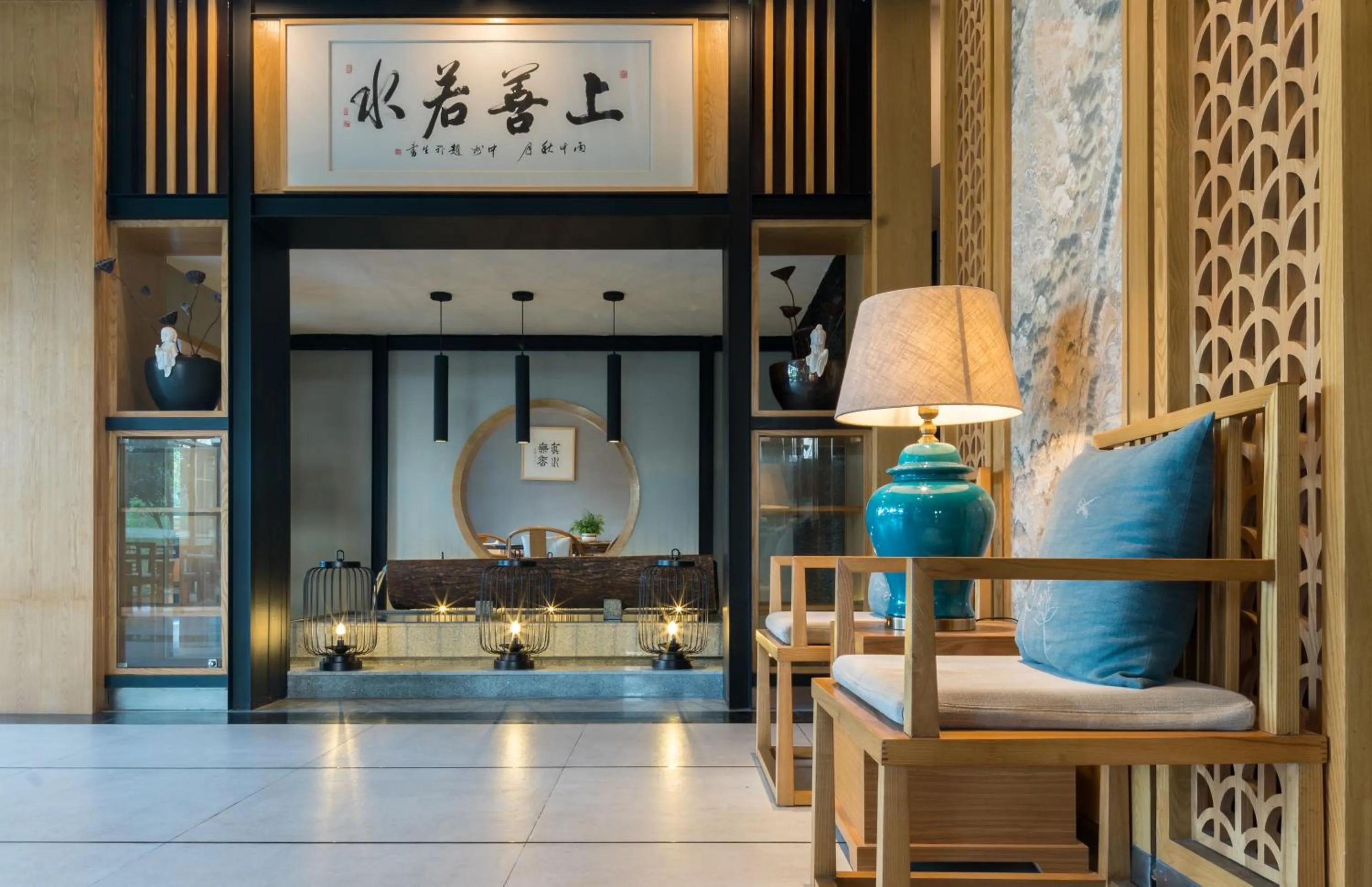 Living room in Yangshuo Zen Garden Resort - Rich Chinese traditional activities