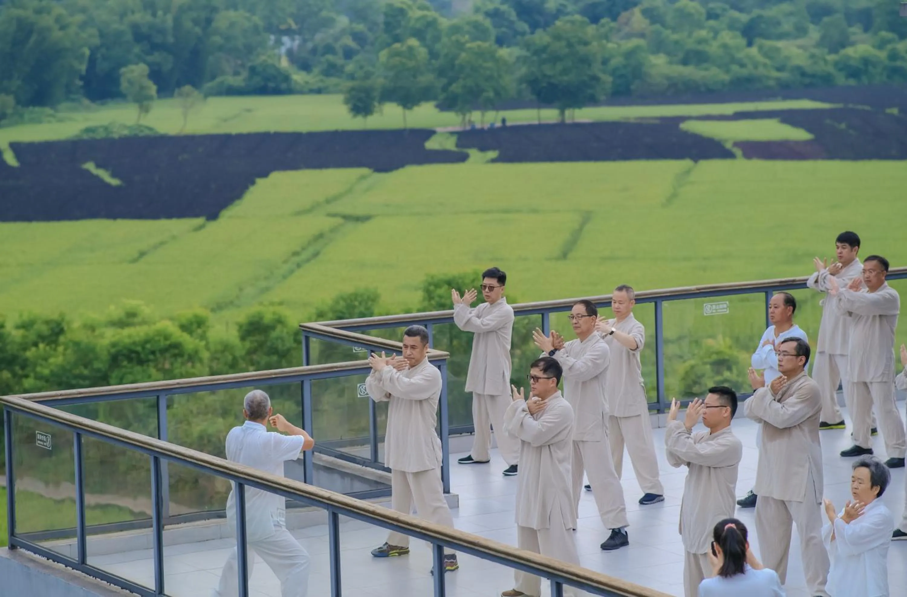 People in Yangshuo Zen Garden Resort - Rich Chinese traditional activities