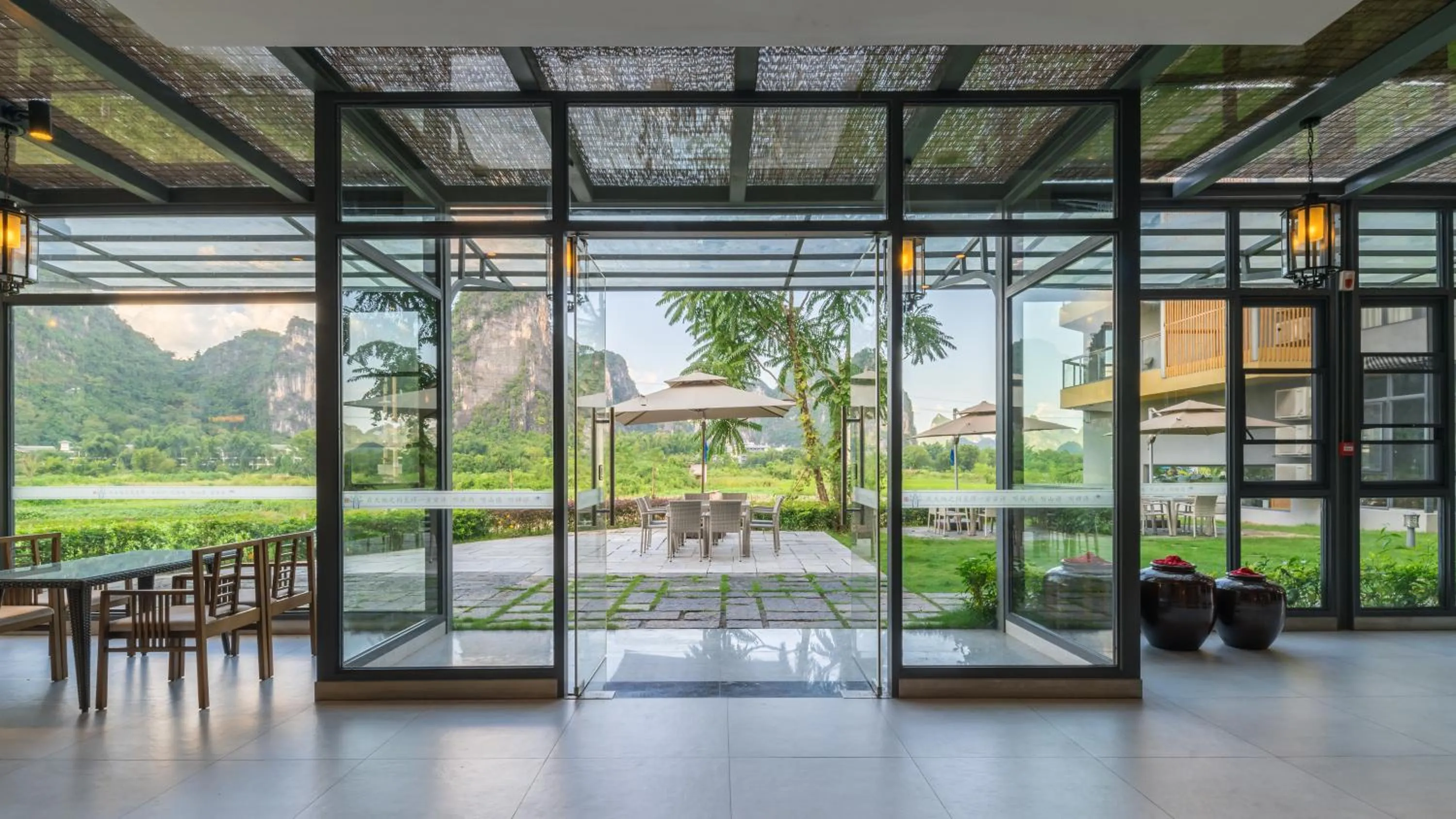 Garden view in Yangshuo Zen Garden Resort - Rich Chinese traditional activities