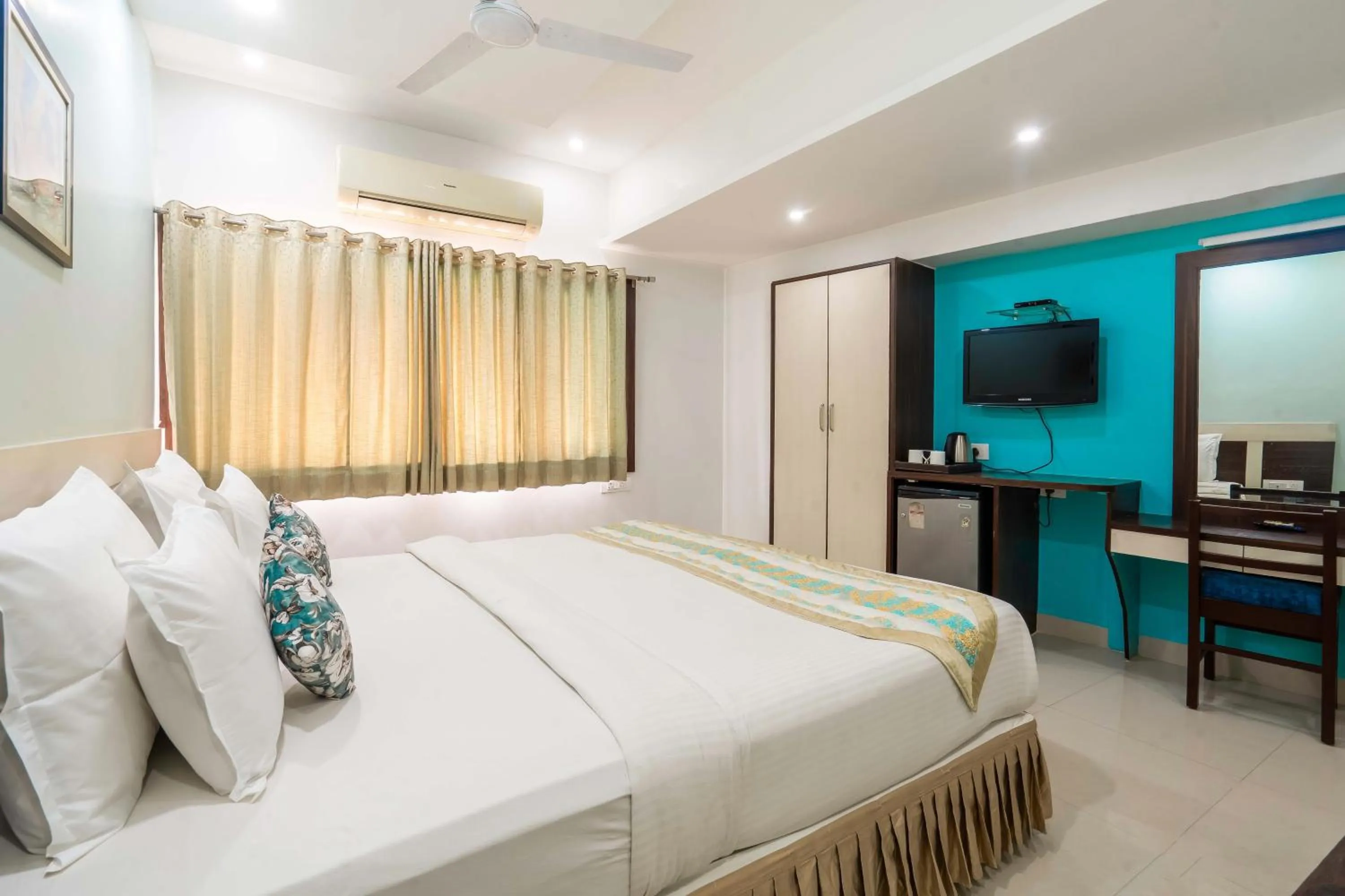 Bed in Hotel Ashish Palace