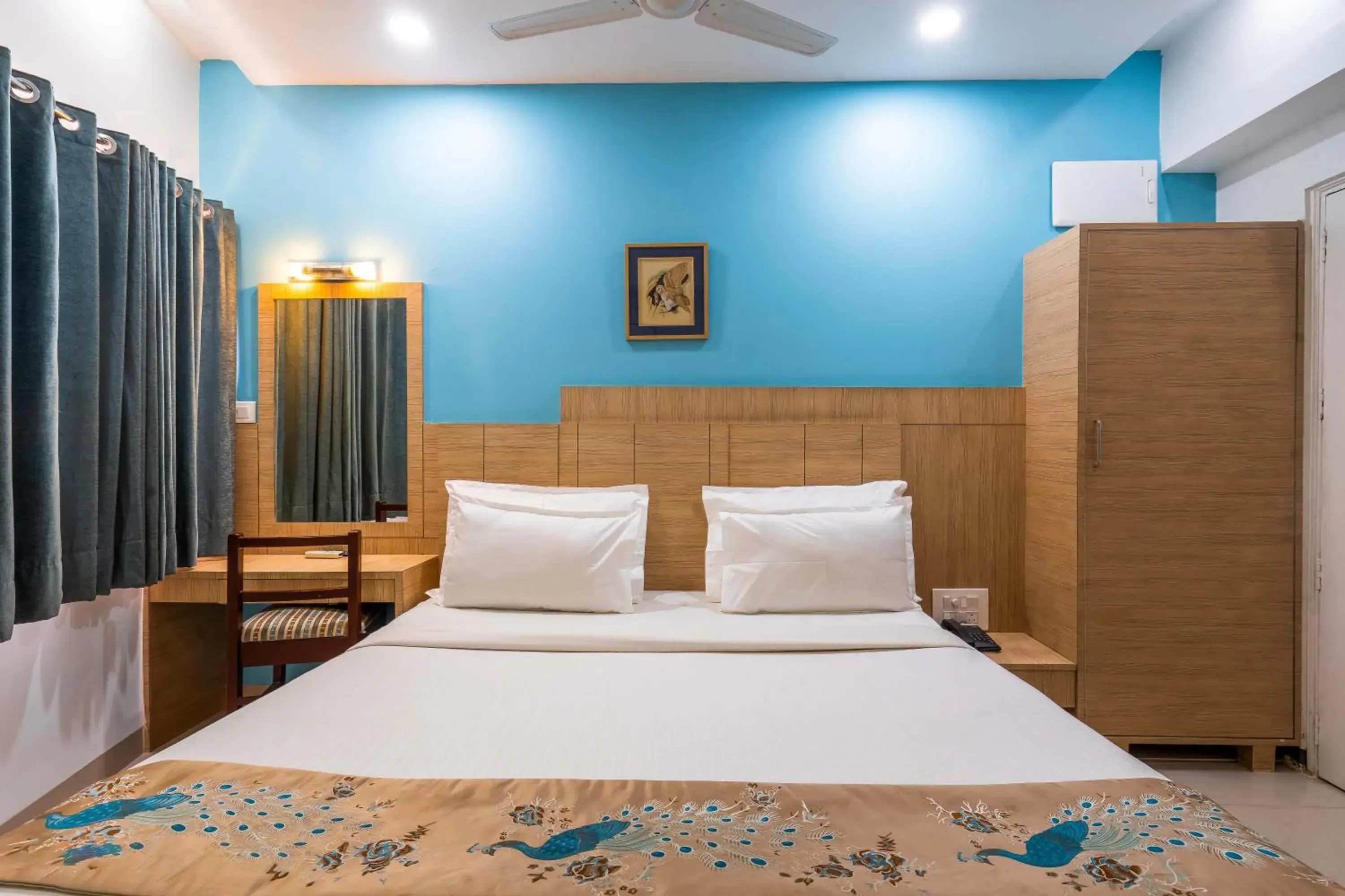 Deluxe Double or Twin Room in Hotel Ashish Palace Deluxe Double or Twin Room in Hotel Ashish Palace