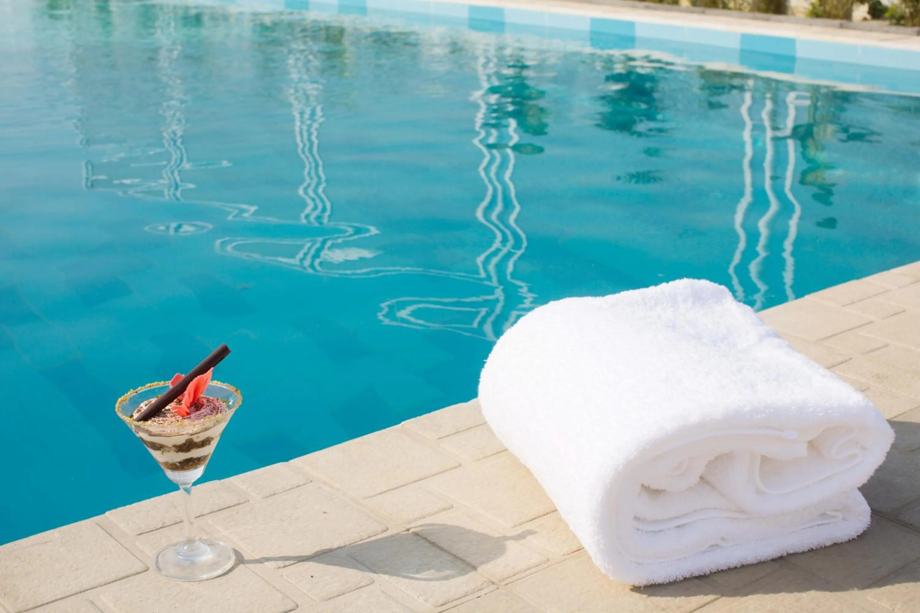 Food and drinks in Hotel The Grandmark-Dhaka