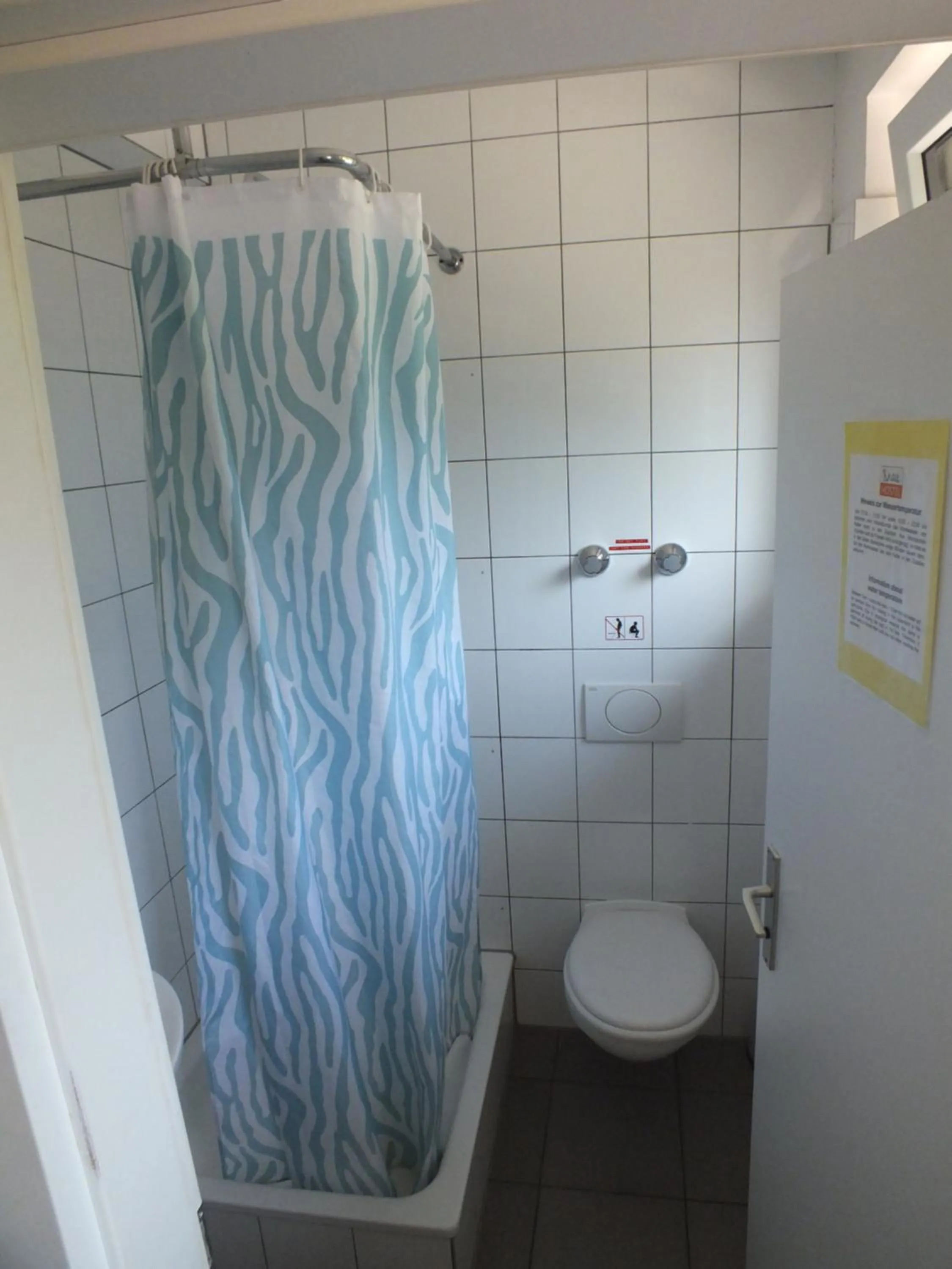 Bathroom in Max Hostel