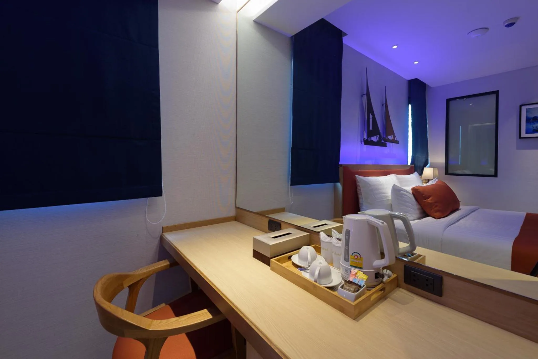 Bed in Deep Blue Z10