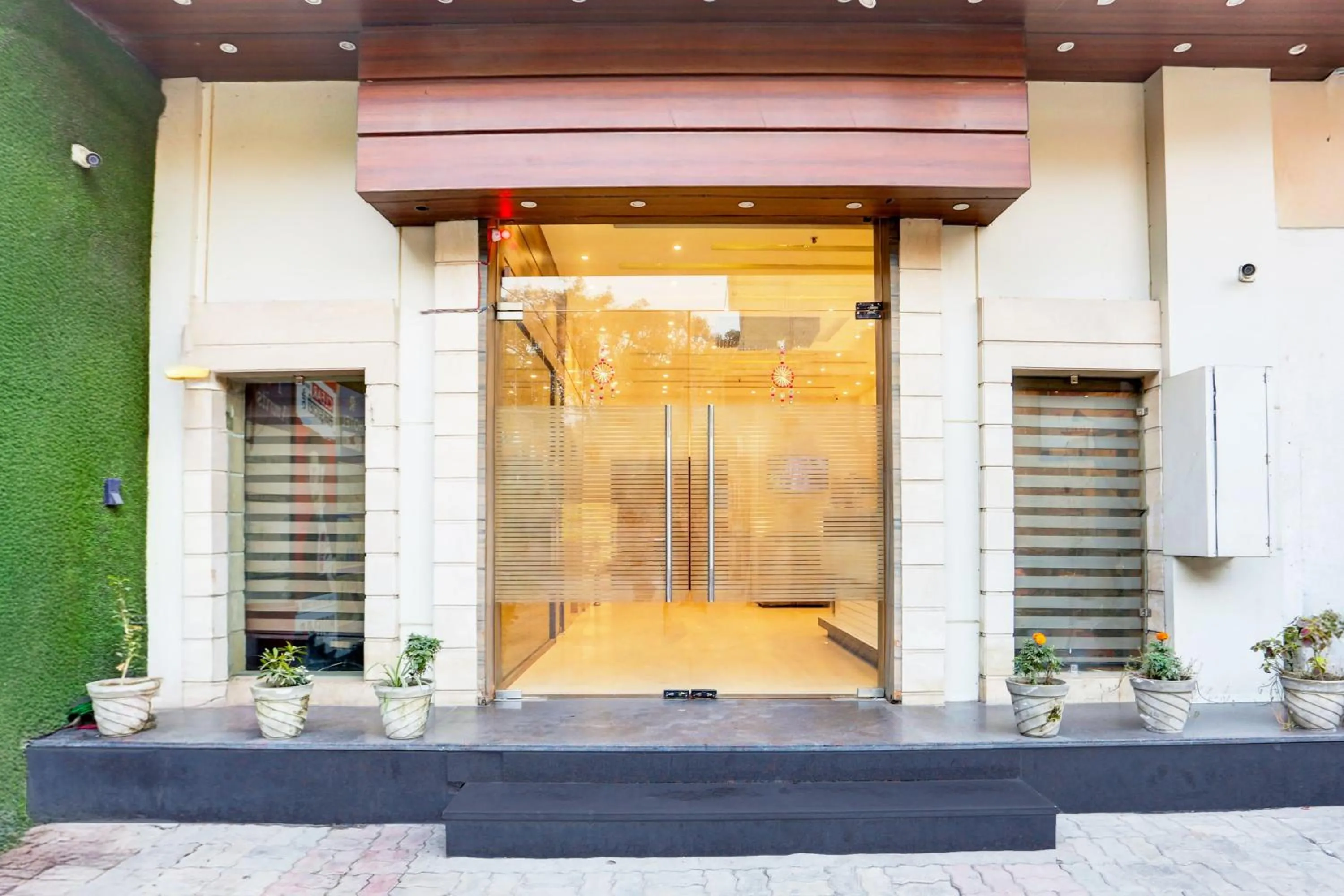 Facade/entrance in Super Collection O Amritsar Near Bus Stand