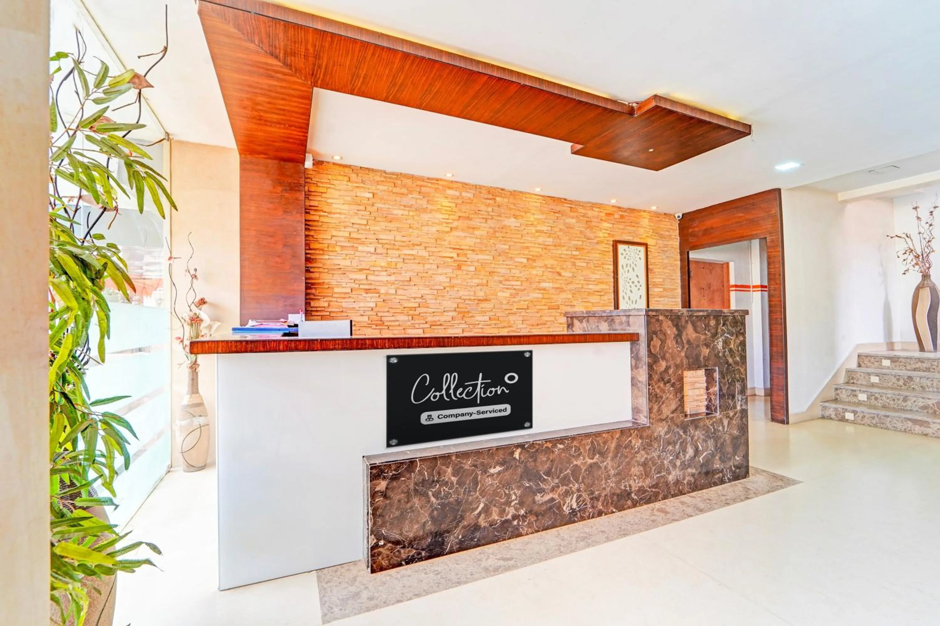 Lobby or reception in Super Collection O Gandhipuram