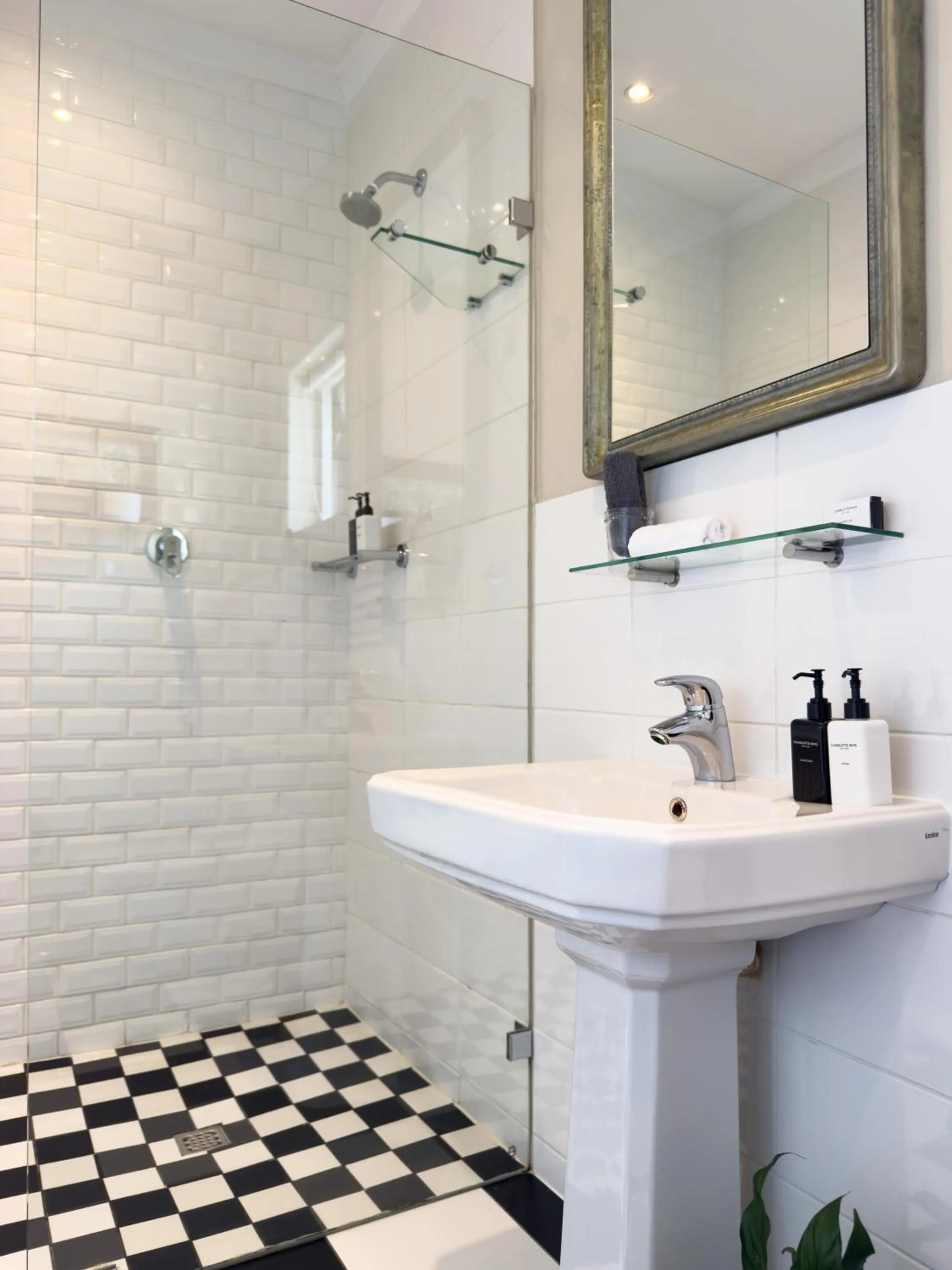 Bathroom in Baruch Guesthouse on Lovell