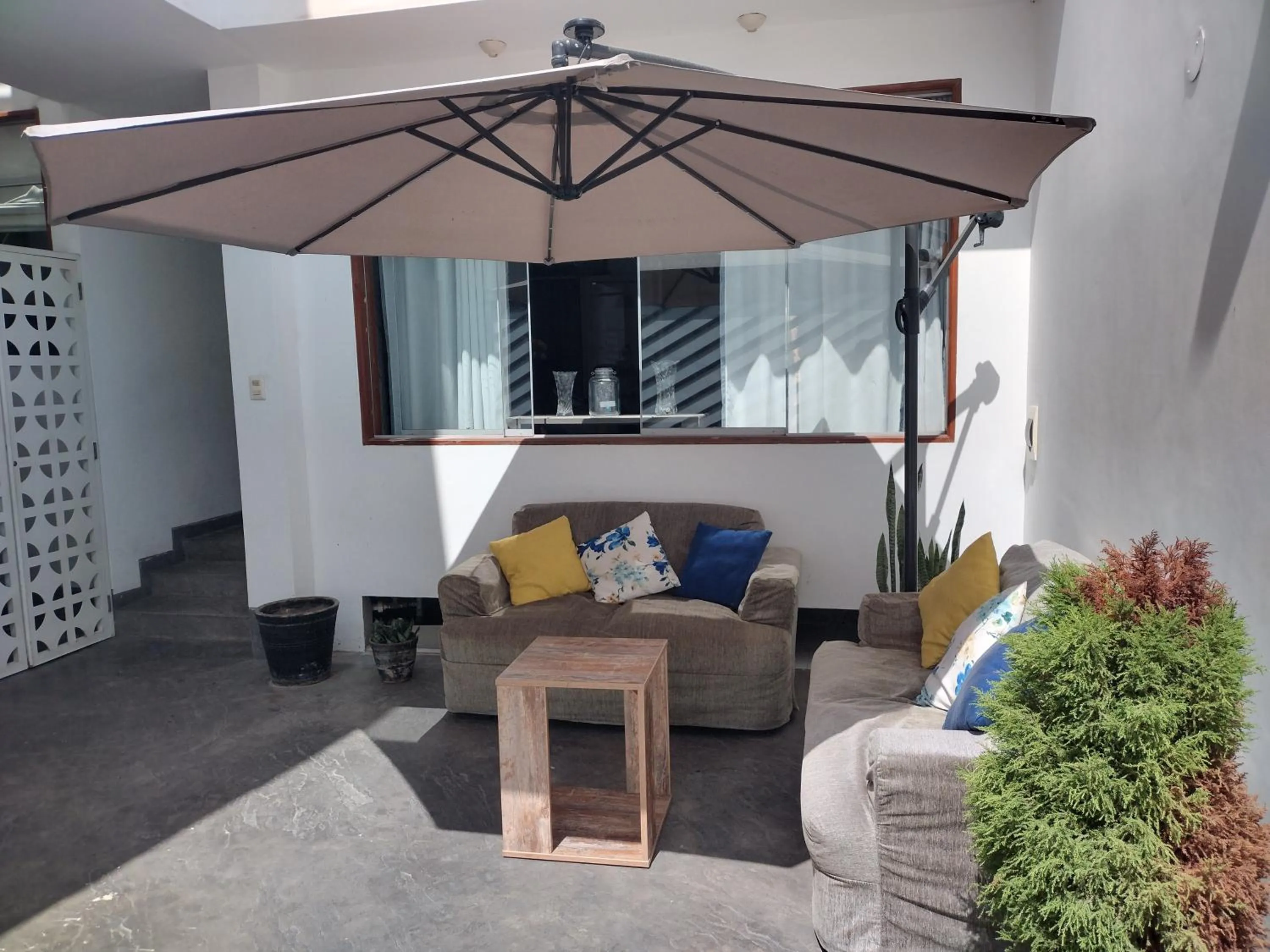 Property building in Kangaroo Wasi Airport Bed & Breakfast