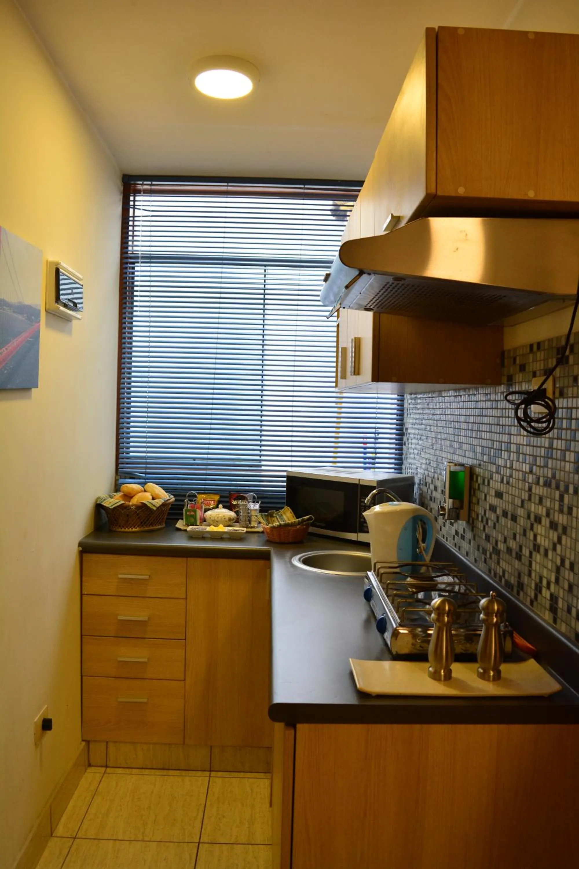 Kitchen or kitchenette in Kangaroo Wasi Airport Bed & Breakfast